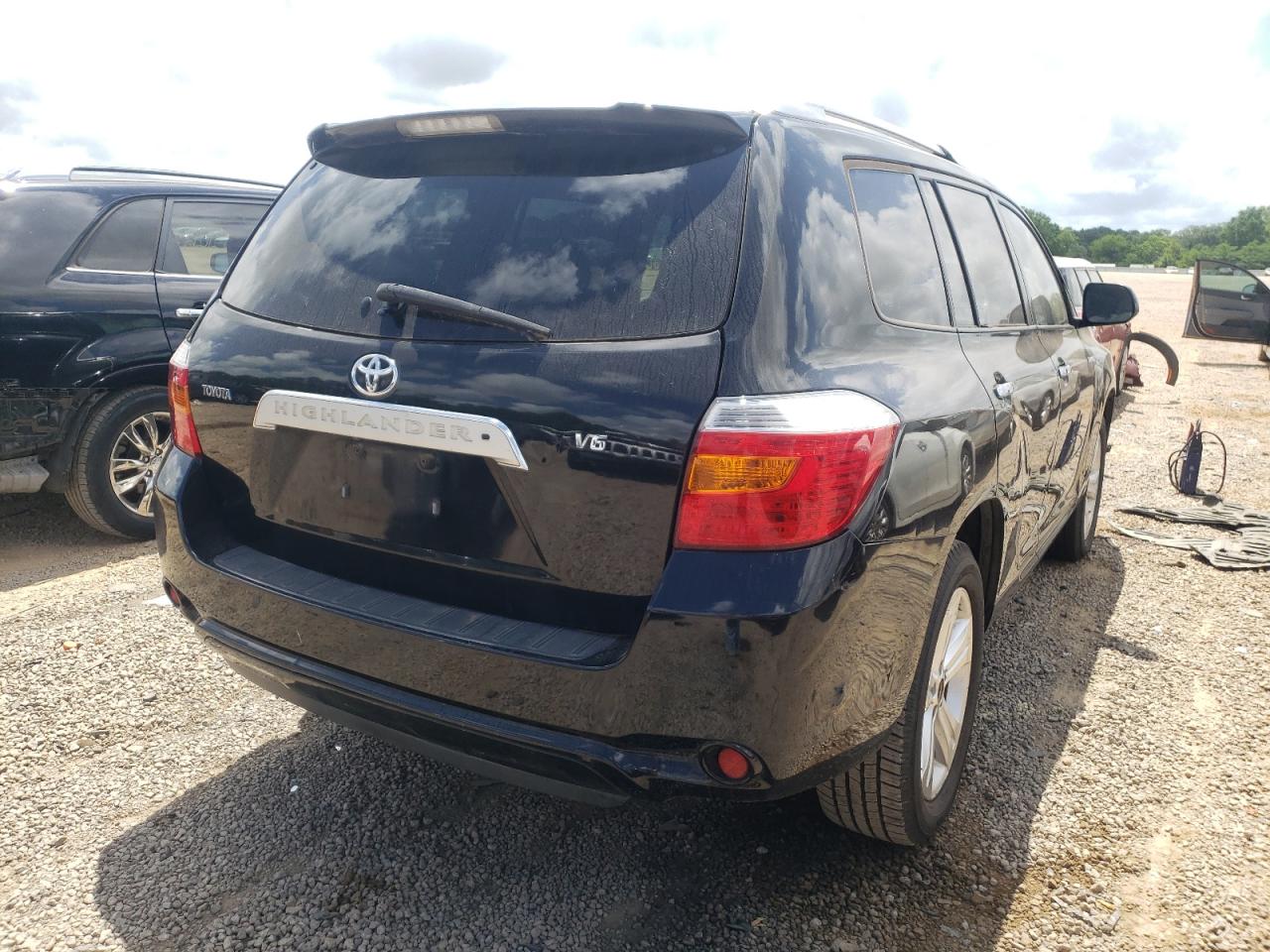Photo 4 from auction – 2008 TOYOTA HIGHLANDER with VIN JTEDS42A082055150