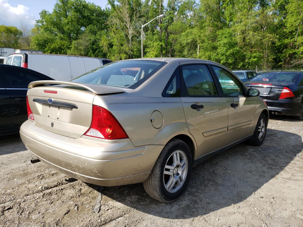 Photo 4 from auction – 2001 FORD FOCUS SE with VIN 1FAFP34361W173148