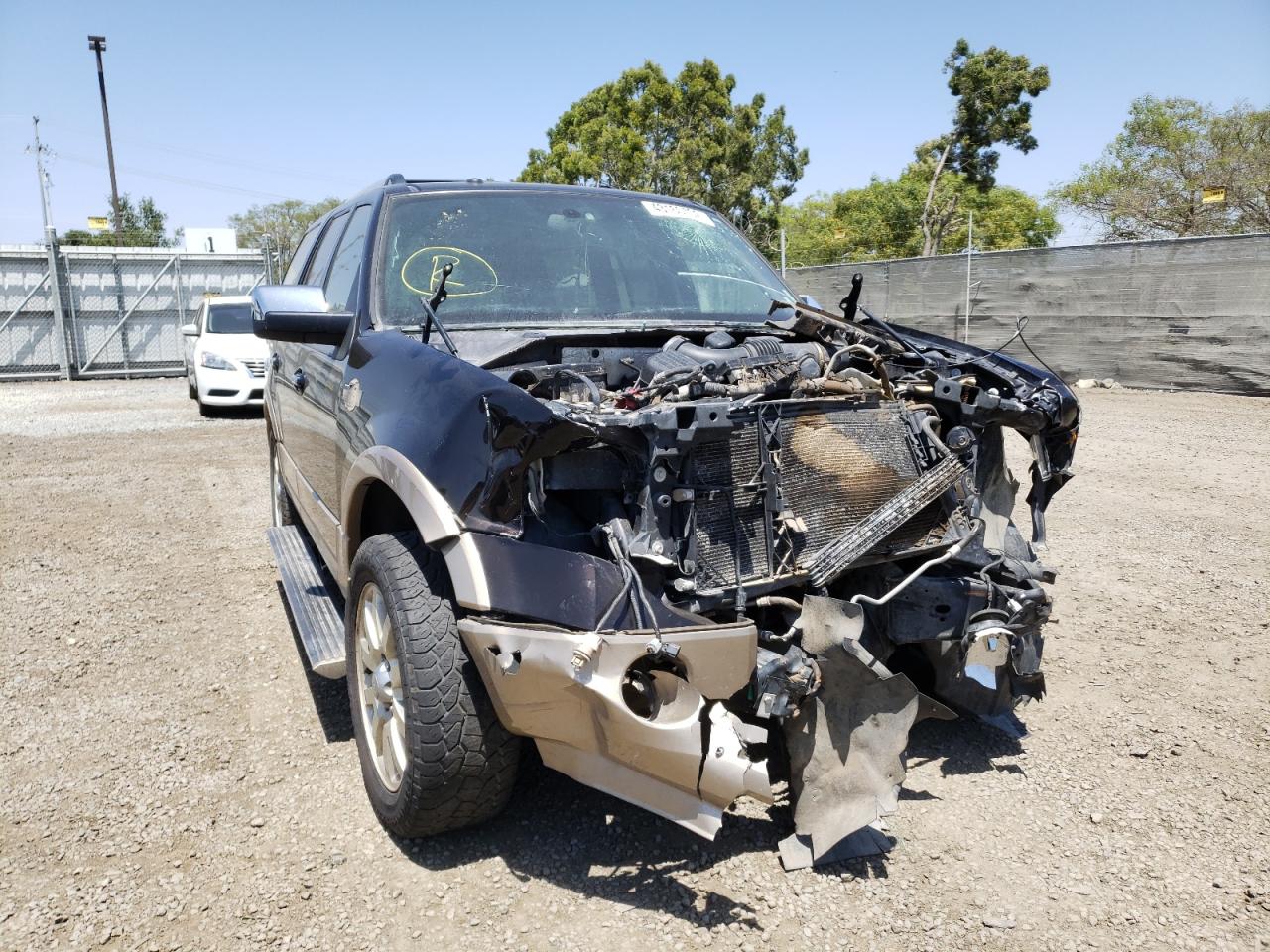 FORD EXPEDITION 2013 with VIN 1FMJU1J57DEF23674 - Photo from auction