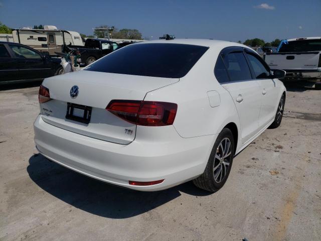 Photo 4 from auction – 2017 VOLKSWAGEN JETTA SE with VIN 3VWDB7AJ9HM268224