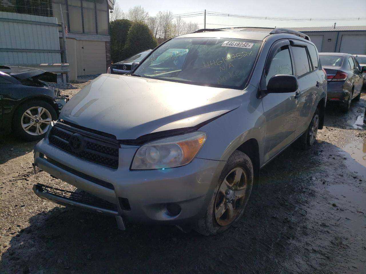 Photo 2 from auction – 2006 TOYOTA RAV4 with VIN JTMBD33V866010240