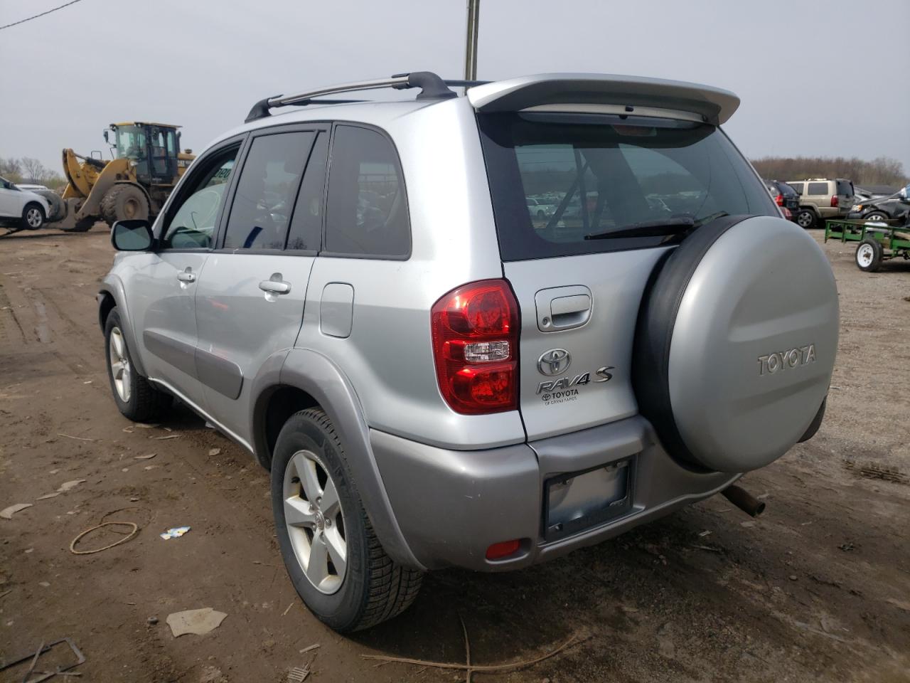 Photo 3 from auction – 2004 TOYOTA RAV4 with VIN JTEHD20V046002649