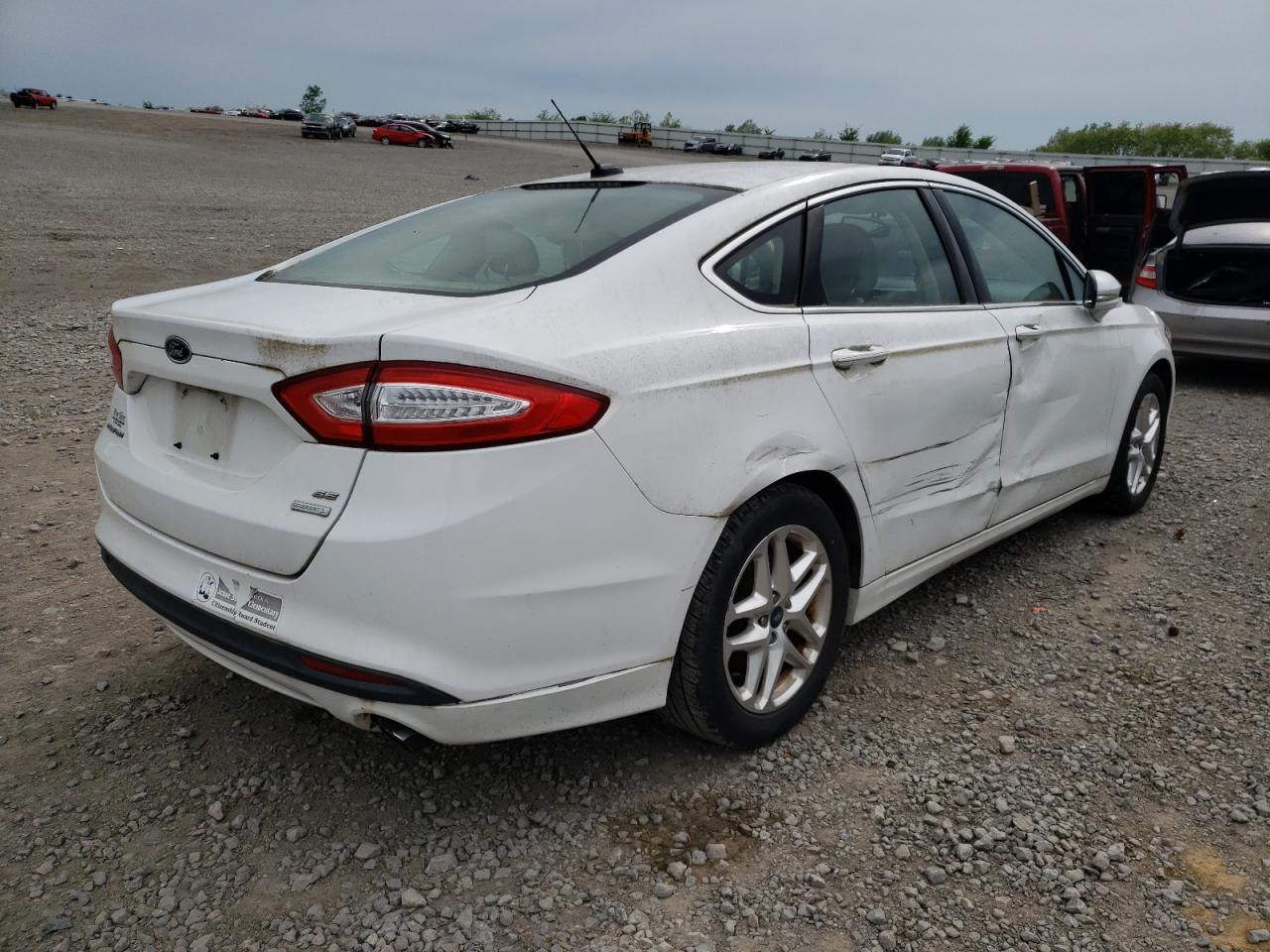 Photo 4 from auction – 2013 FORD FUSION SE with VIN 3FA6P0HR7DR247486