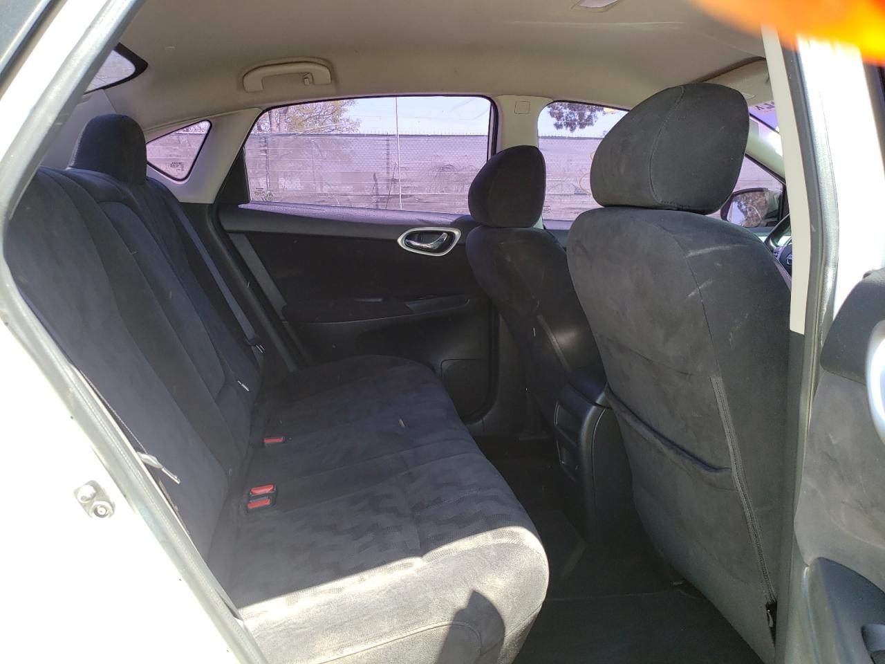 Photo 6 from auction – 2013 NISSAN SENTRA S with VIN 3N1AB7AP7DL780710