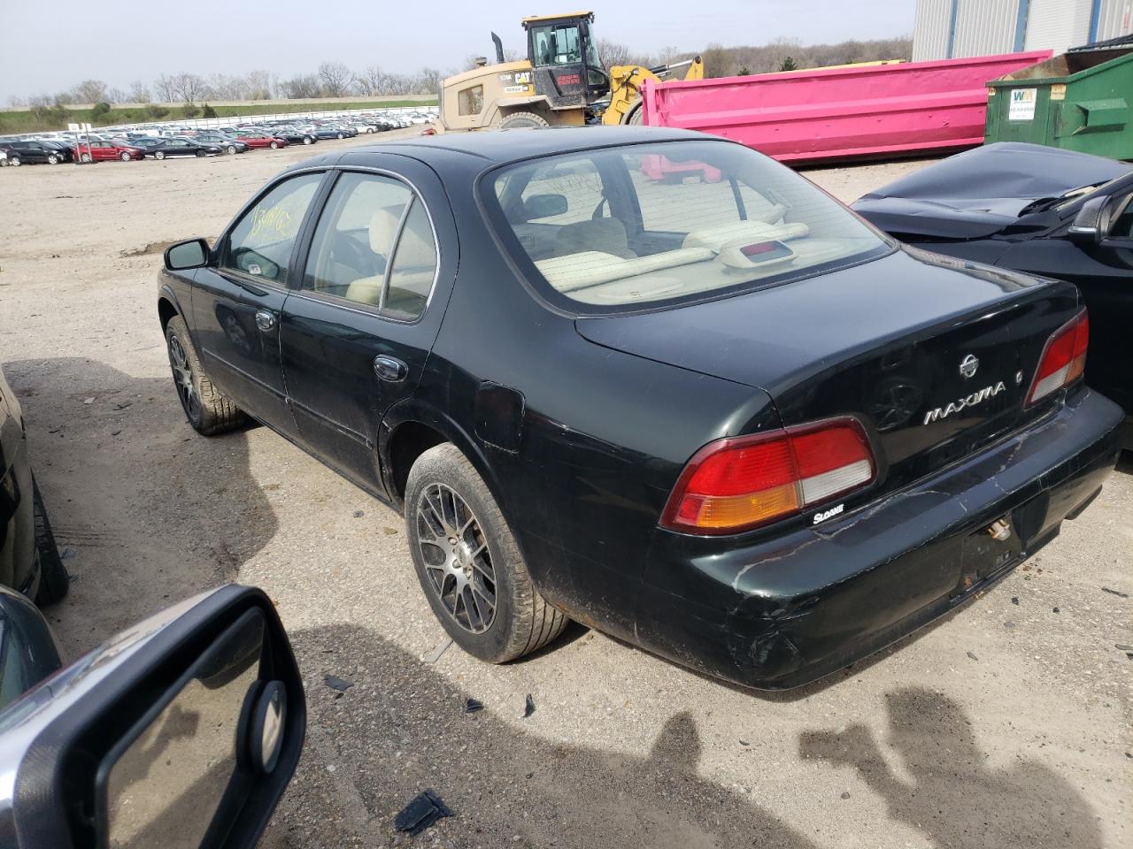 Photo 3 from auction – 1999 NISSAN MAXIMA GLE with VIN JN1CA21D0XT813079