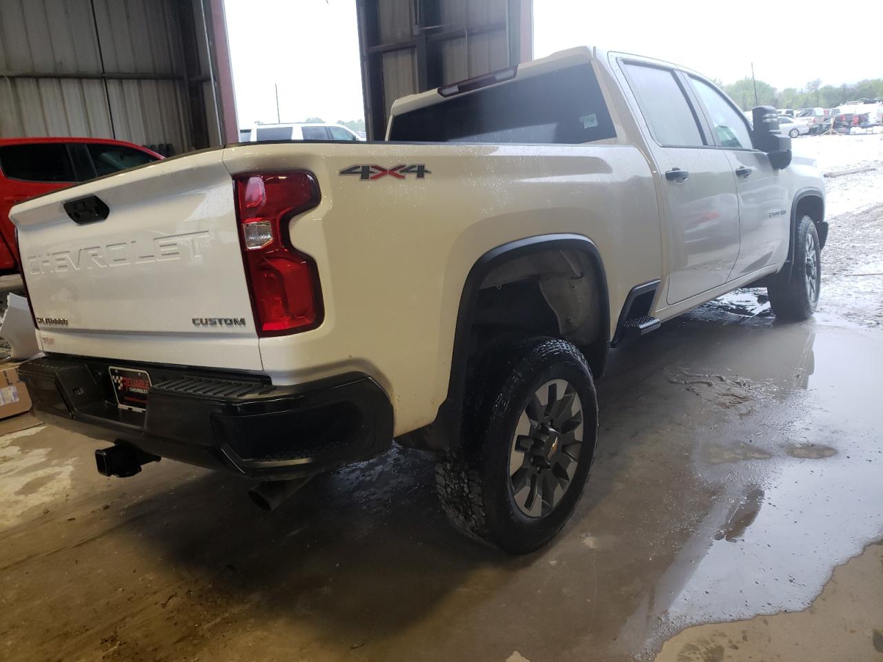 Photo 4 from auction – 2021 CHEVROLET SILVERADO with VIN 1GC4YME72MF294902