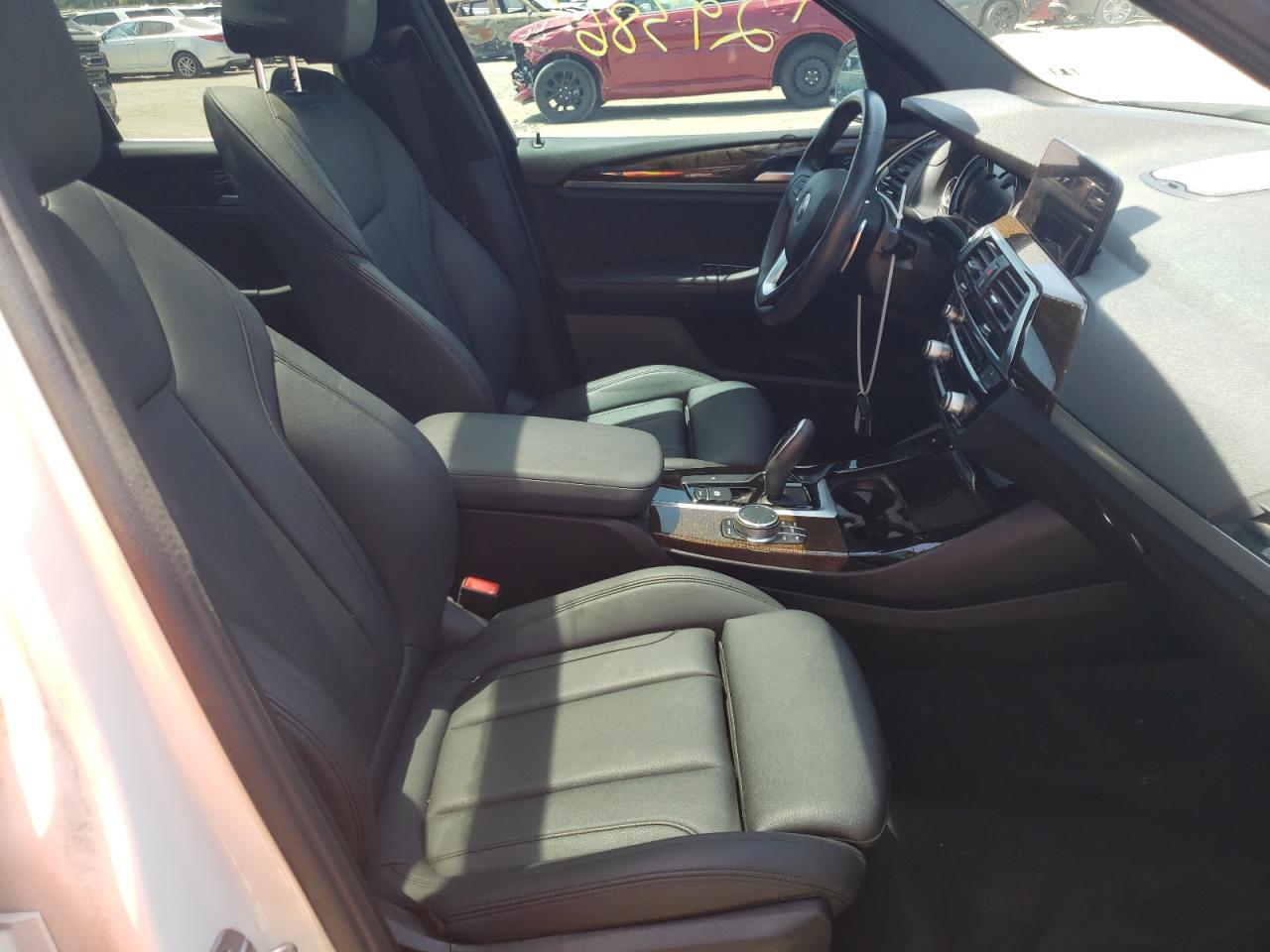 Photo 5 from auction – 2019 BMW X3 SDRIVE3 with VIN 5UXTR7C54KLF31255