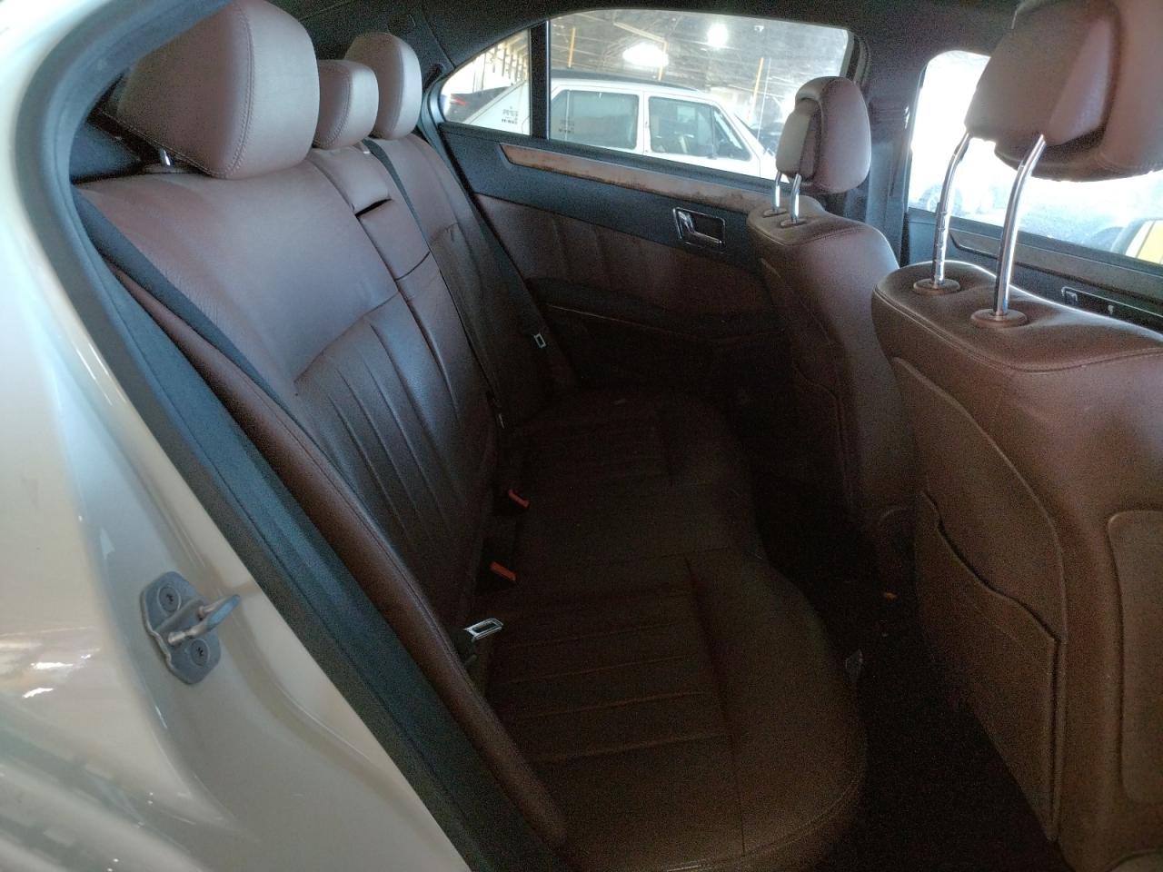 Photo 6 from auction – 2011 MERCEDES-BENZ E 350 BLUE with VIN WDDHF2EBXBA490764