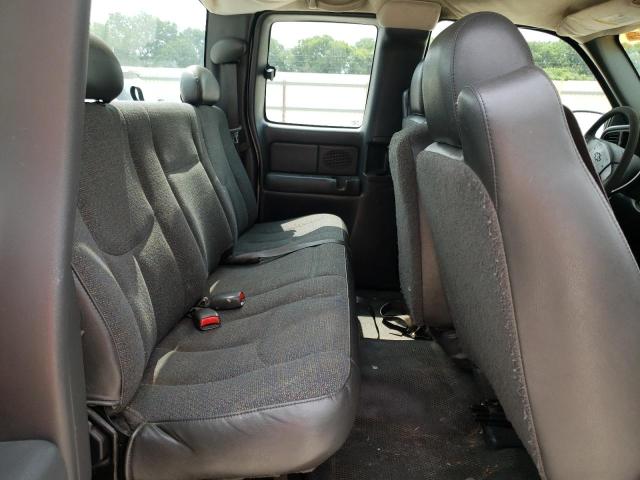 Photo 6 from auction – 2003 CHEVROLET SILVERADO with VIN 2GCEC19X731321190