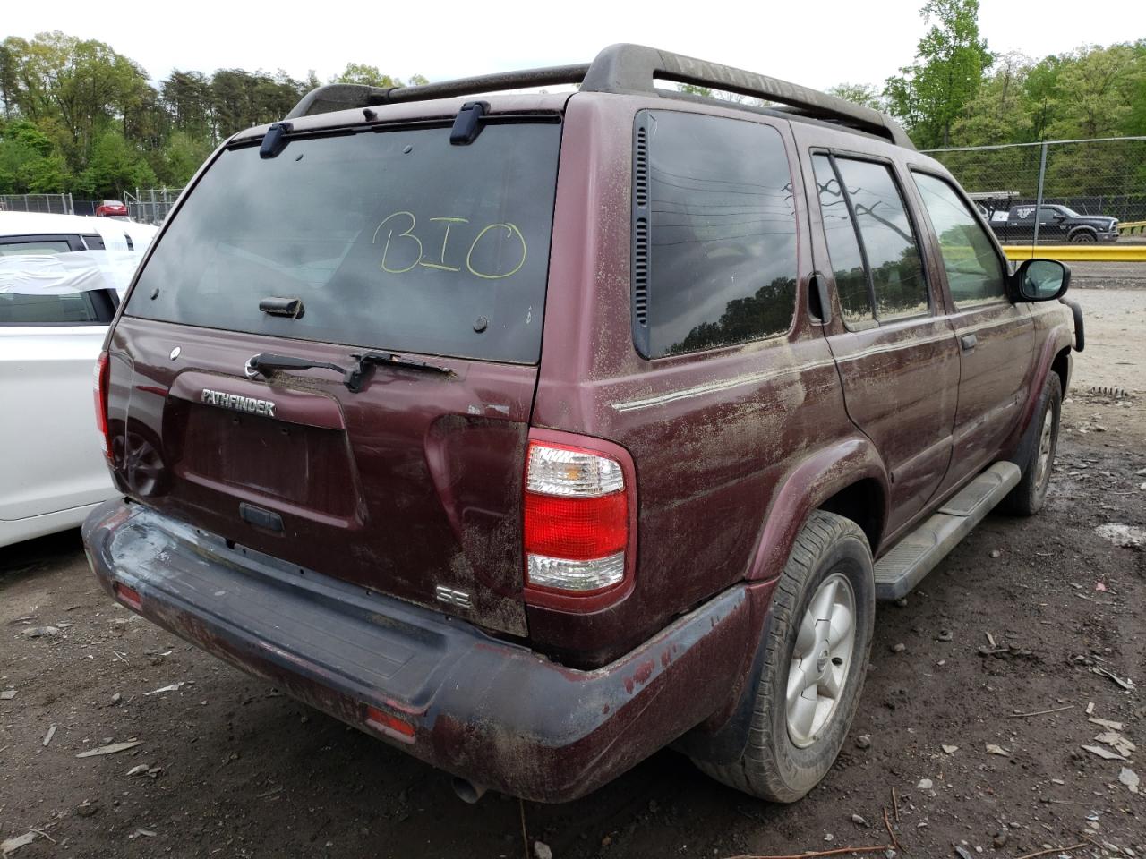 Photo 4 from auction – 2002 NISSAN PATHFINDER with VIN JN8DR09Y92W704900