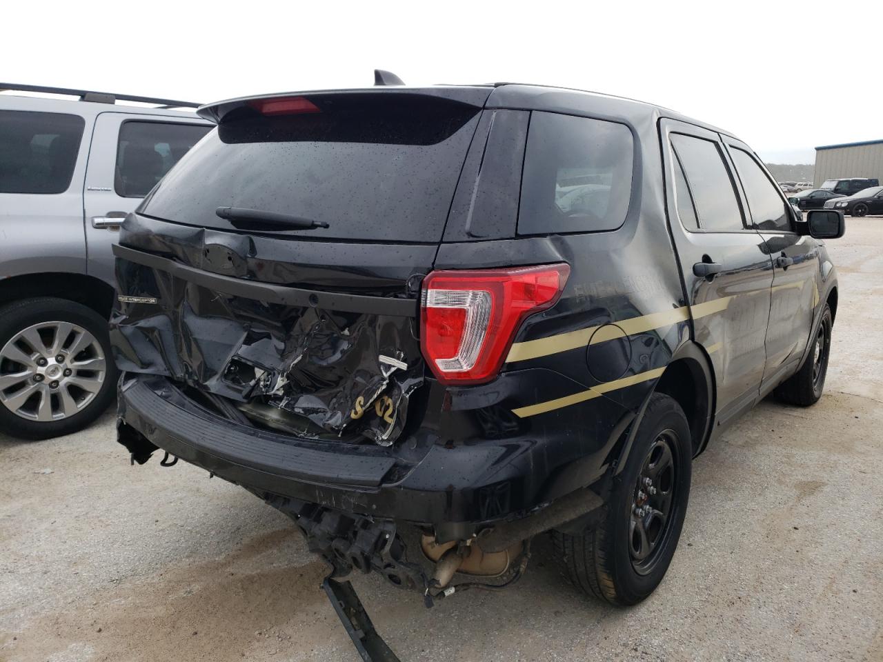 Photo 4 from auction – 2019 FORD EXPLORER P with VIN 1FM5K8AR3KGA12600