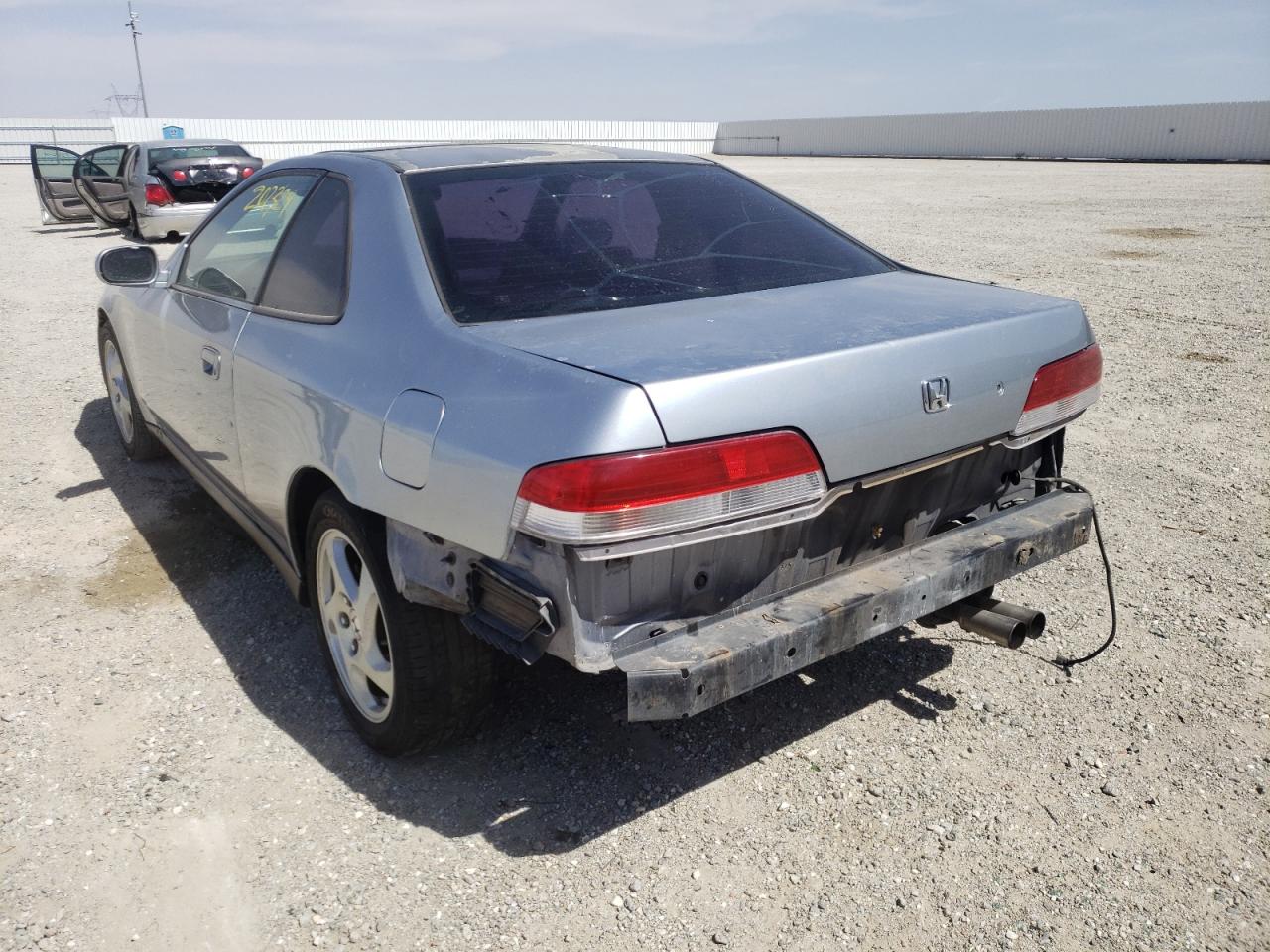 Photo 3 from auction – 2000 HONDA PRELUDE with VIN JHMBB6249YC008418
