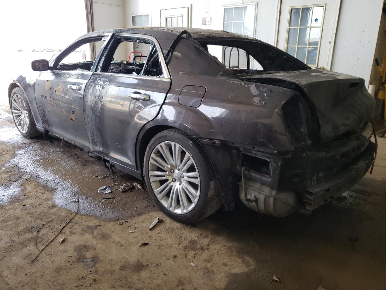 Photo 15 from auction – 2012 CHRYSLER 300 LIMITE with VIN 2C3CCACG6CH205748