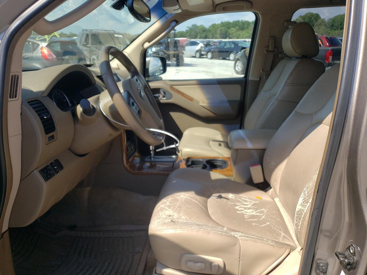 Photo 5 from auction – 2005 NISSAN PATHFINDER with VIN 5N1AR18WX5C703888