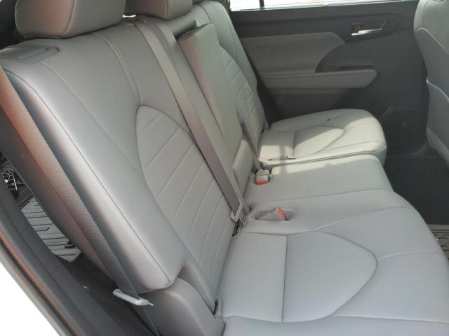 Photo 6 from auction – 2021 TOYOTA HIGHLANDER with VIN 5TDHZRAH4MS532629