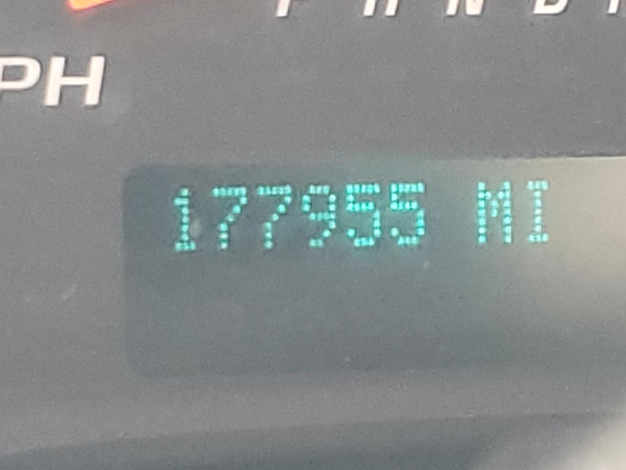 Photo 8 from auction – 2015 CHEVROLET EXPRESS G2 with VIN 1GCWGFCF2F1213799