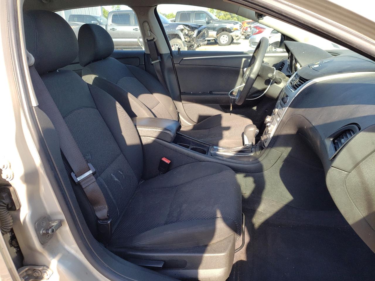 Photo 5 from auction – 2011 CHEVROLET MALIBU 1LT with VIN 1G1ZC5E14BF151994