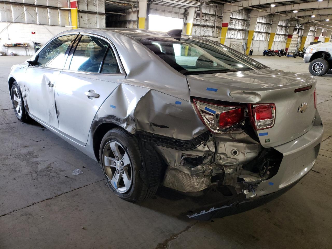 Photo 3 from auction – 2015 CHEVROLET MALIBU LS with VIN 1G11B5SL9FF179897