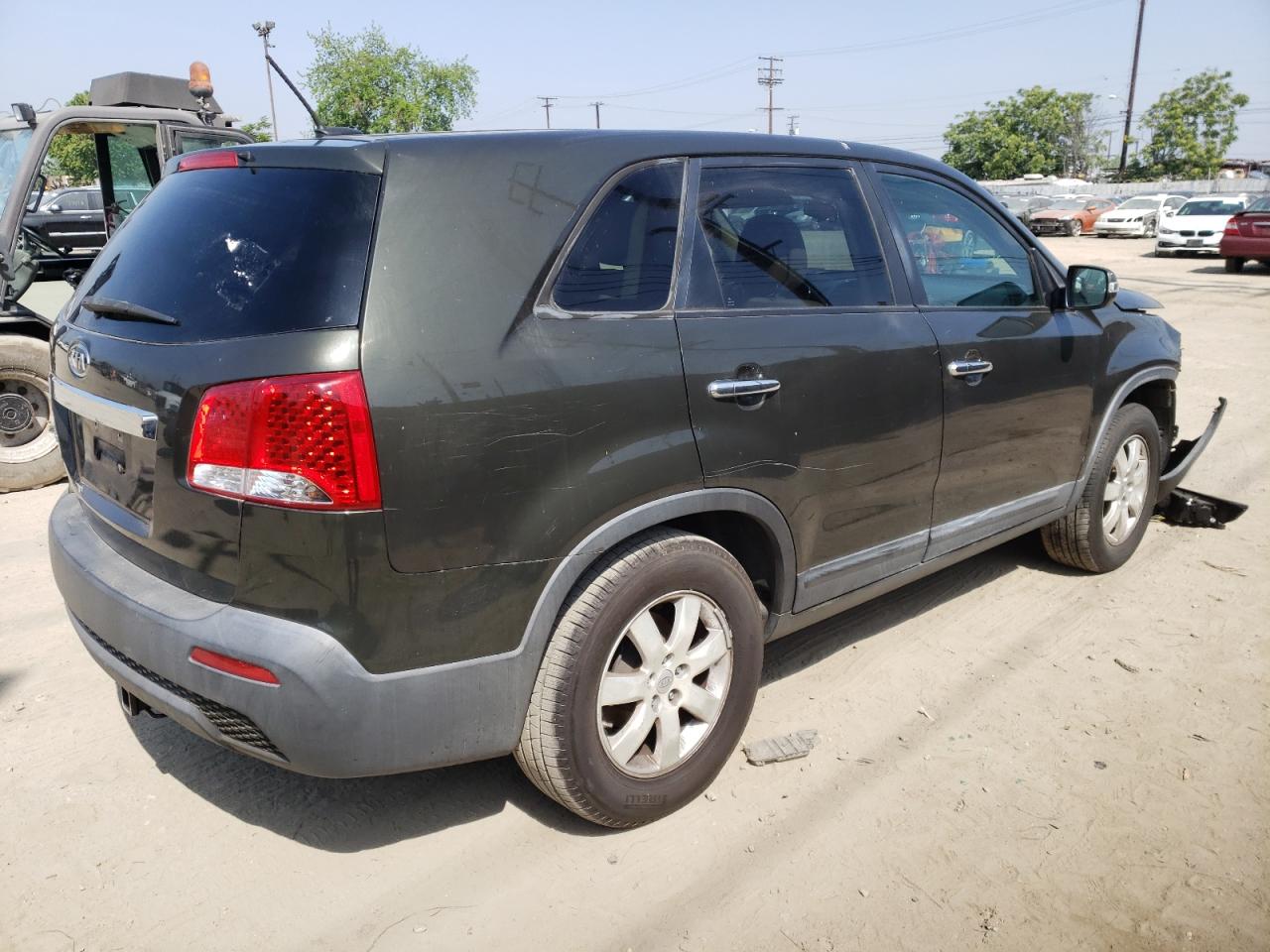 Photo 4 from auction – 2011 KIA SORENTO BA with VIN 5XYKT3A18BG093078