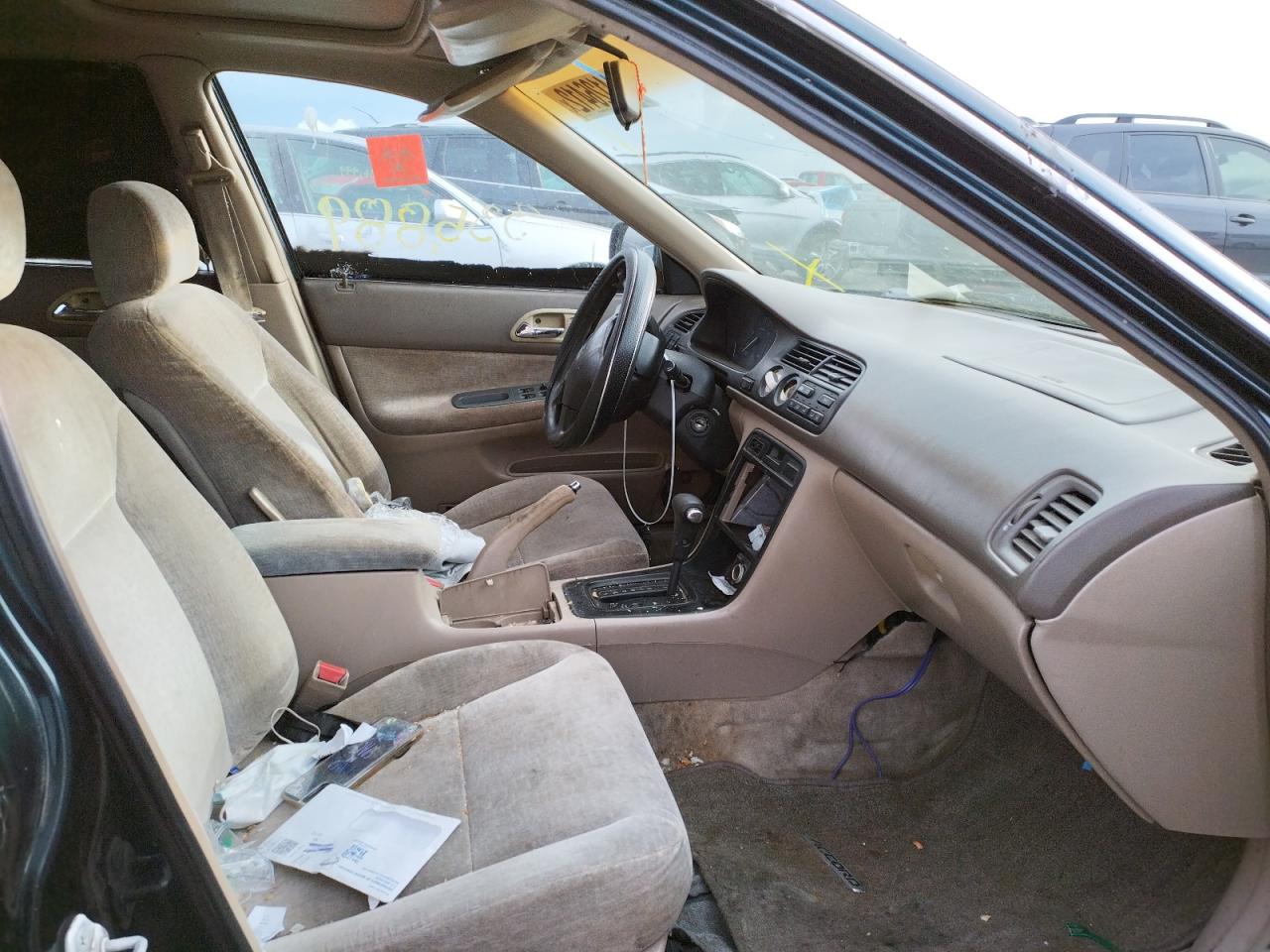 Photo 5 from auction – 1996 HONDA ACCORD EX with VIN 1HGCD5659TA244876