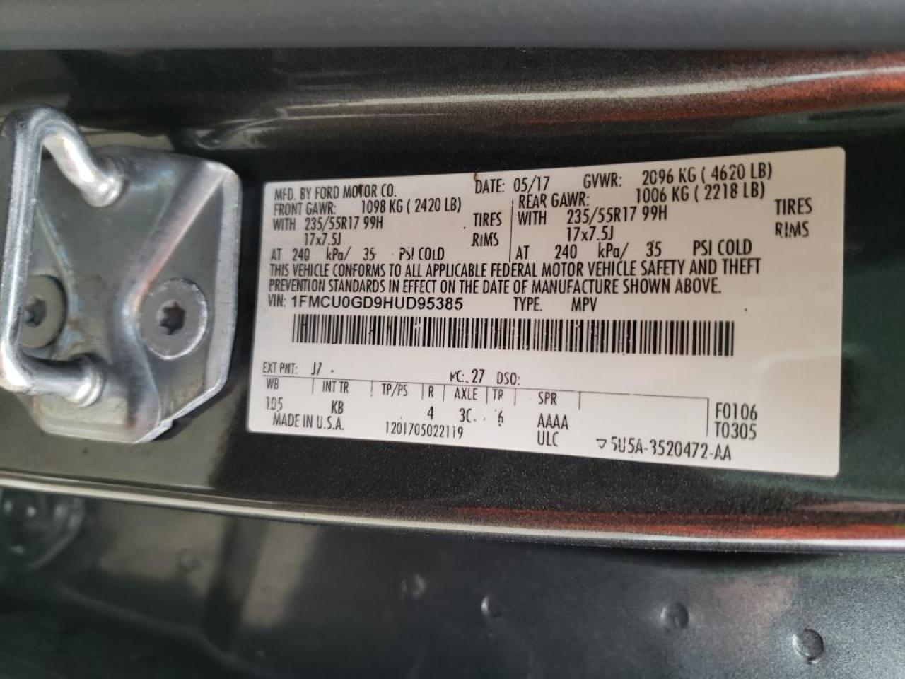 Photo 10 from auction – 2017 FORD ESCAPE SE with VIN 1FMCU0GD9HUD95385