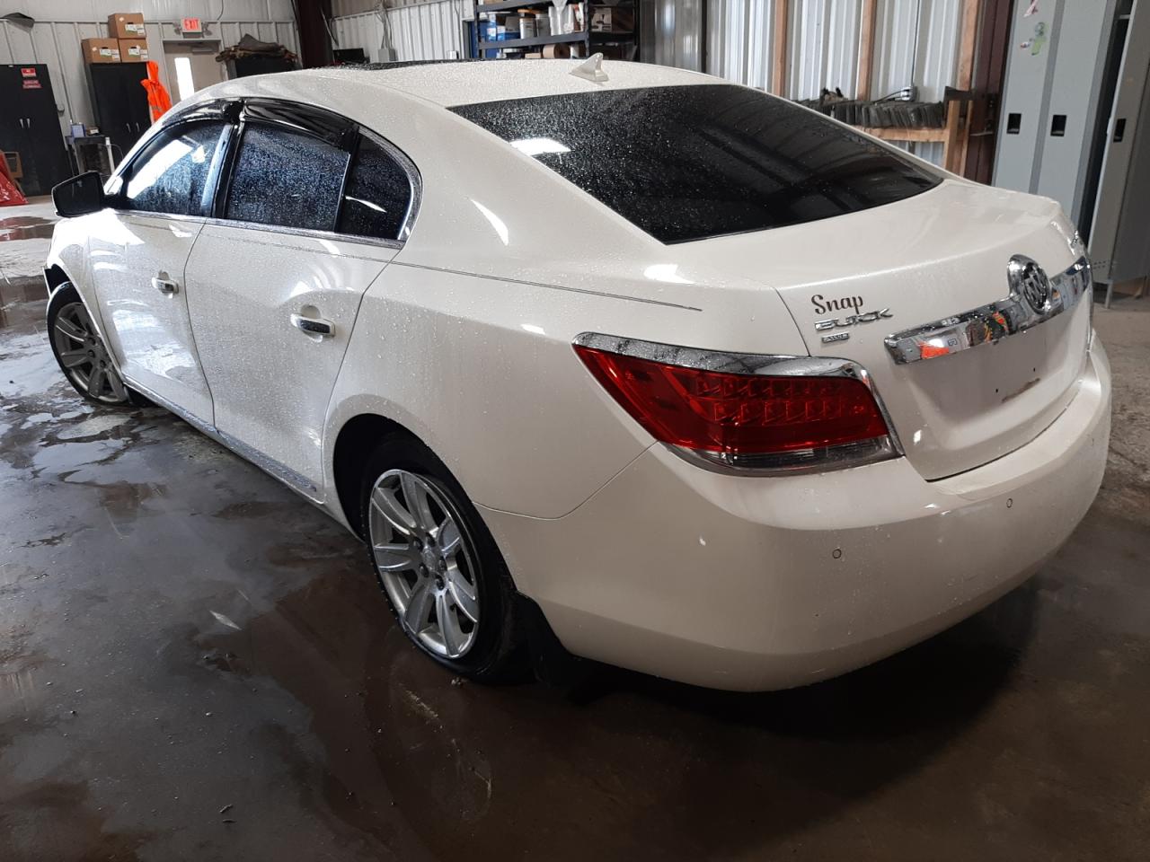 Photo 3 from auction – 2011 BUICK LACROSSE C with VIN 1G4GD5ED1BF200358