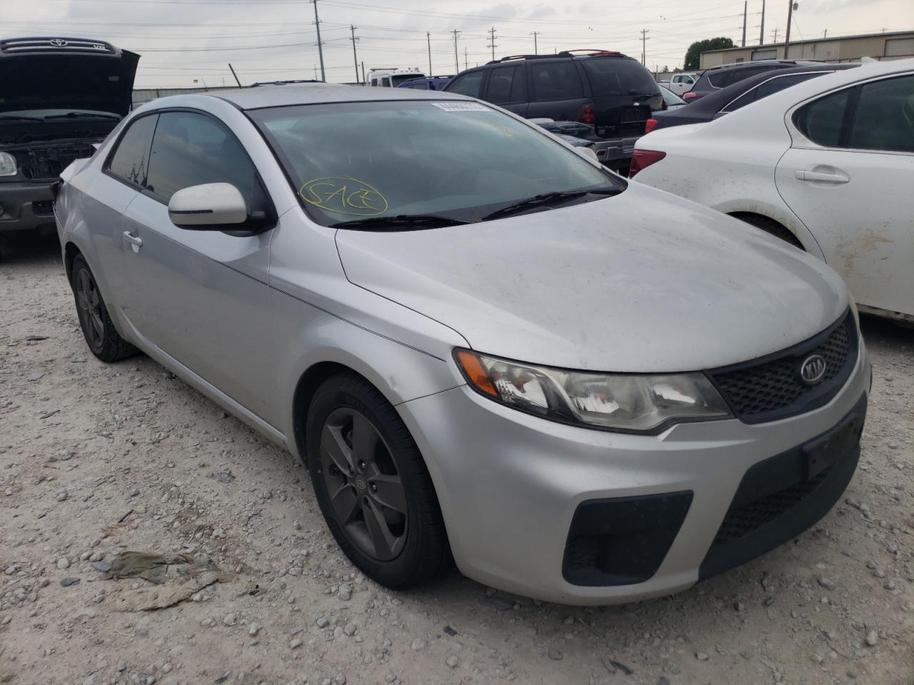 KIA FORTE EX 2011 with VIN KNAFU6A22B5318903 - Photo from auction