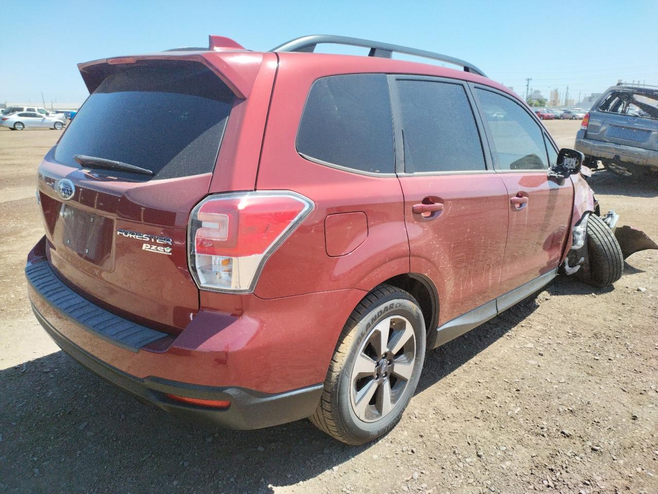 Photo 4 from auction – 2017 SUBARU FORESTER 2 with VIN JF2SJAGC9HH471266
