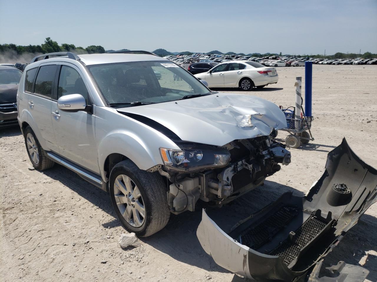 MITSUBISHI OUTLANDER 2013 with VIN JA4JT3AW4DU019319 - Photo from auction