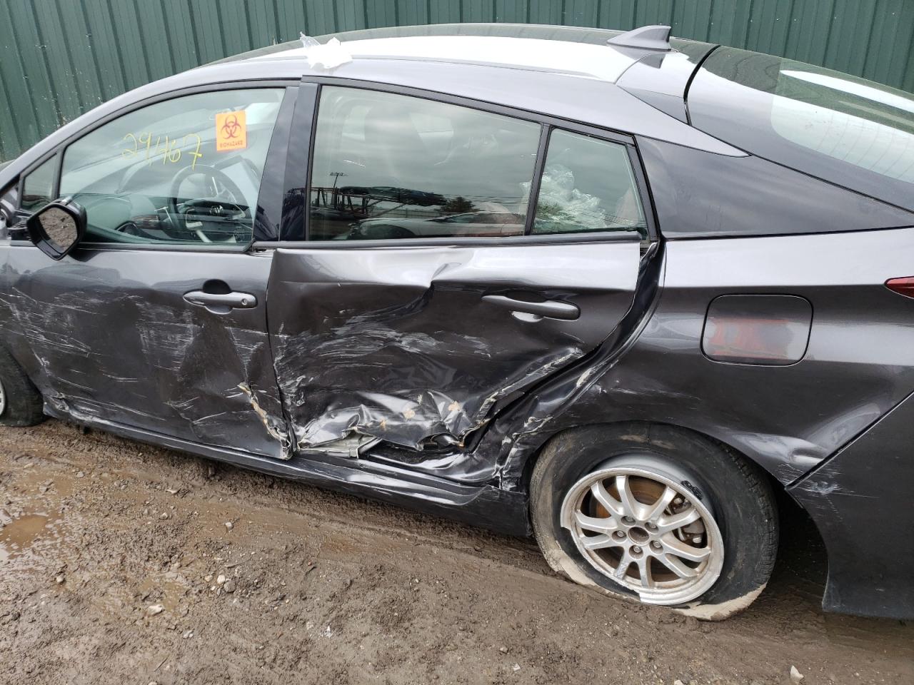 Photo 9 from auction – 2018 TOYOTA PRIUS PRIM with VIN JTDKARFP0J3099904