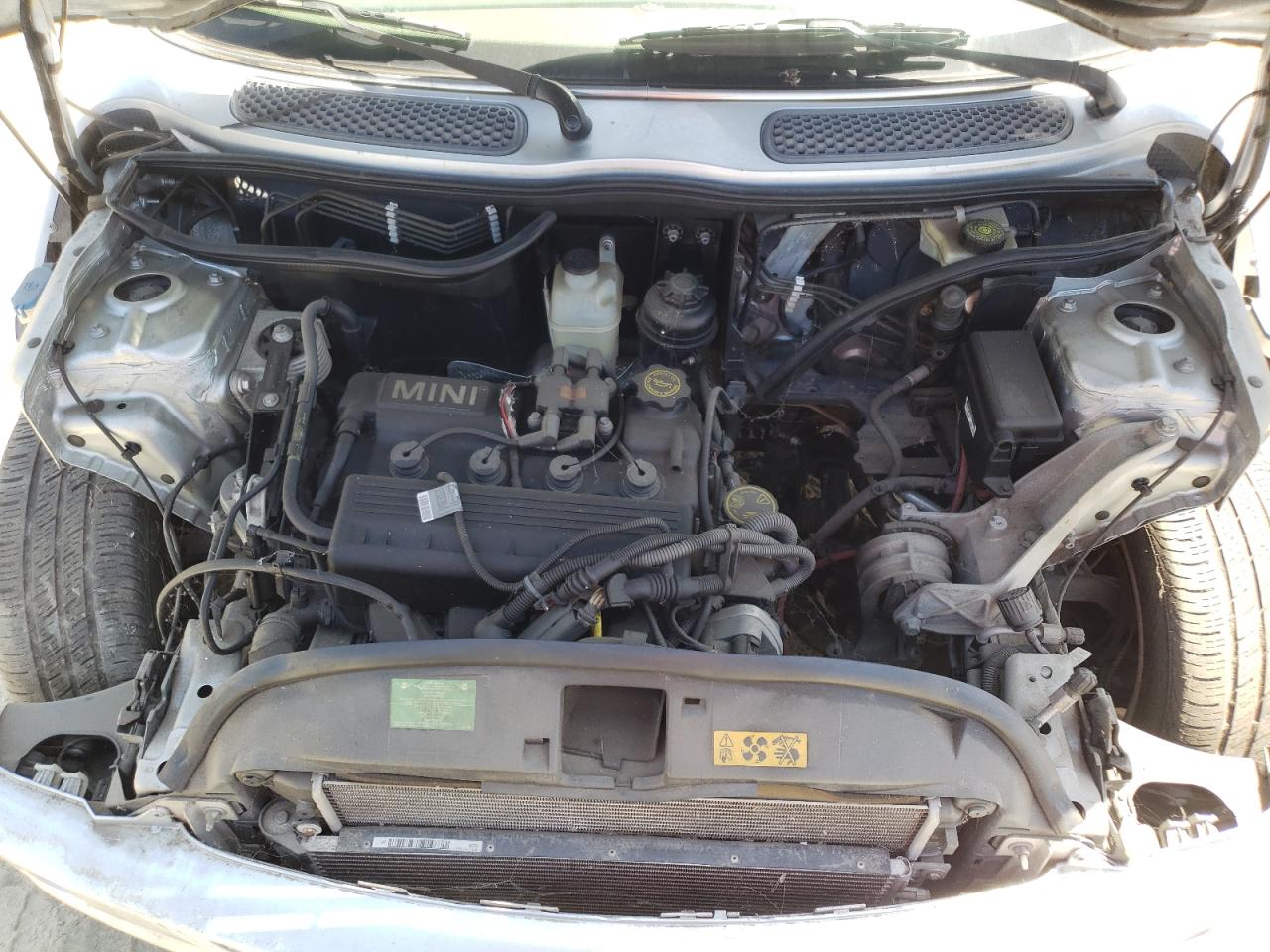 Photo 7 from auction – 2004 MINI COOPER with VIN WMWRC33484TC51285