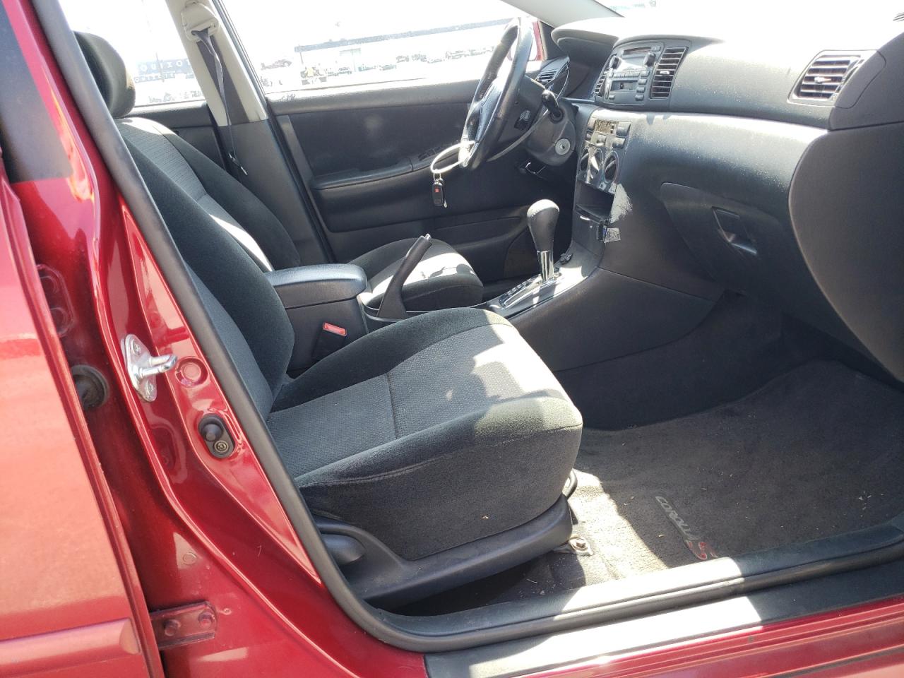 Photo 5 from auction – 2003 TOYOTA COROLLA with VIN 1NXBR32EX3Z042757