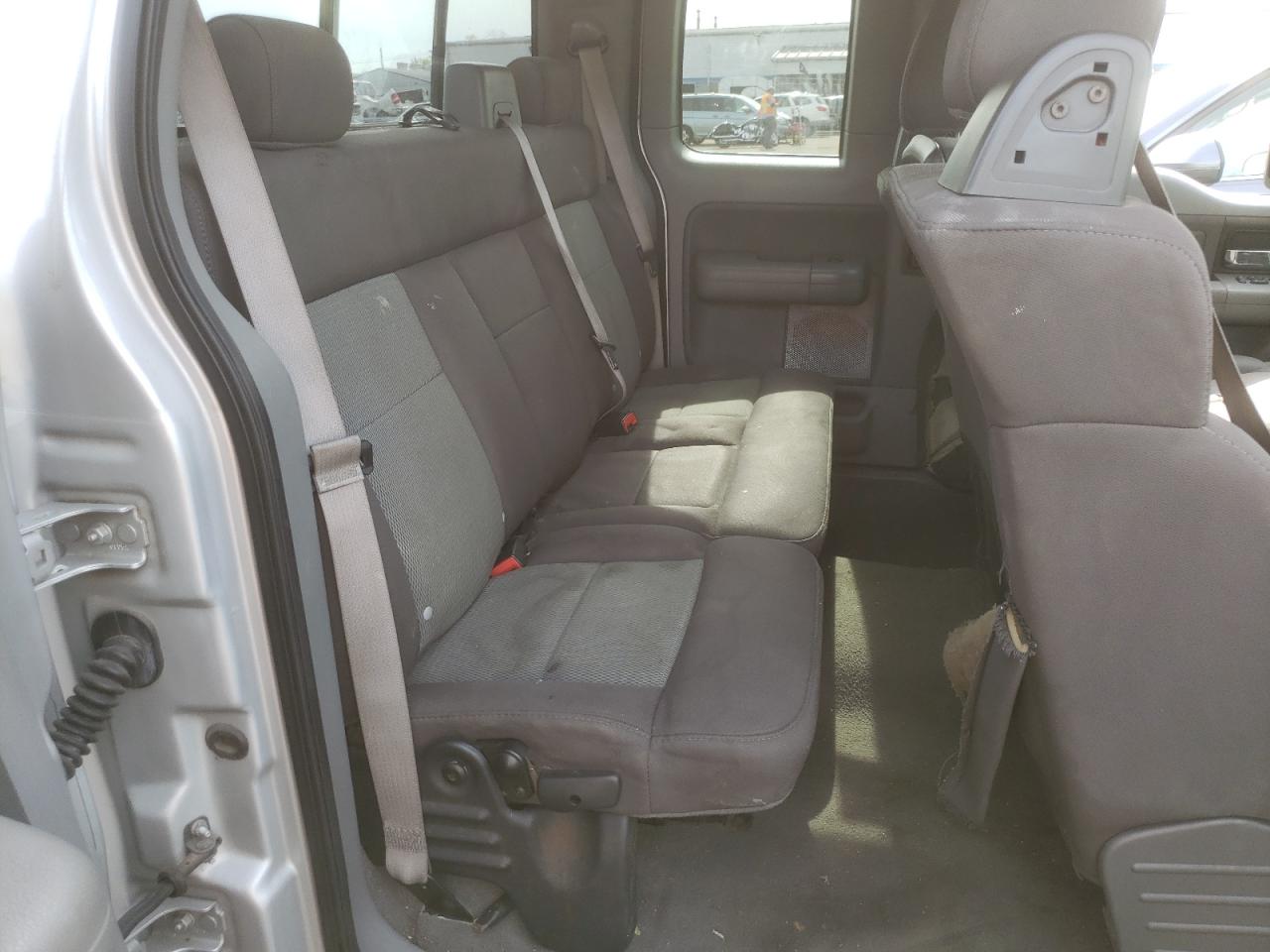 Photo 6 from auction – 2005 FORD F150 with VIN 1FTPX145X5NB04544