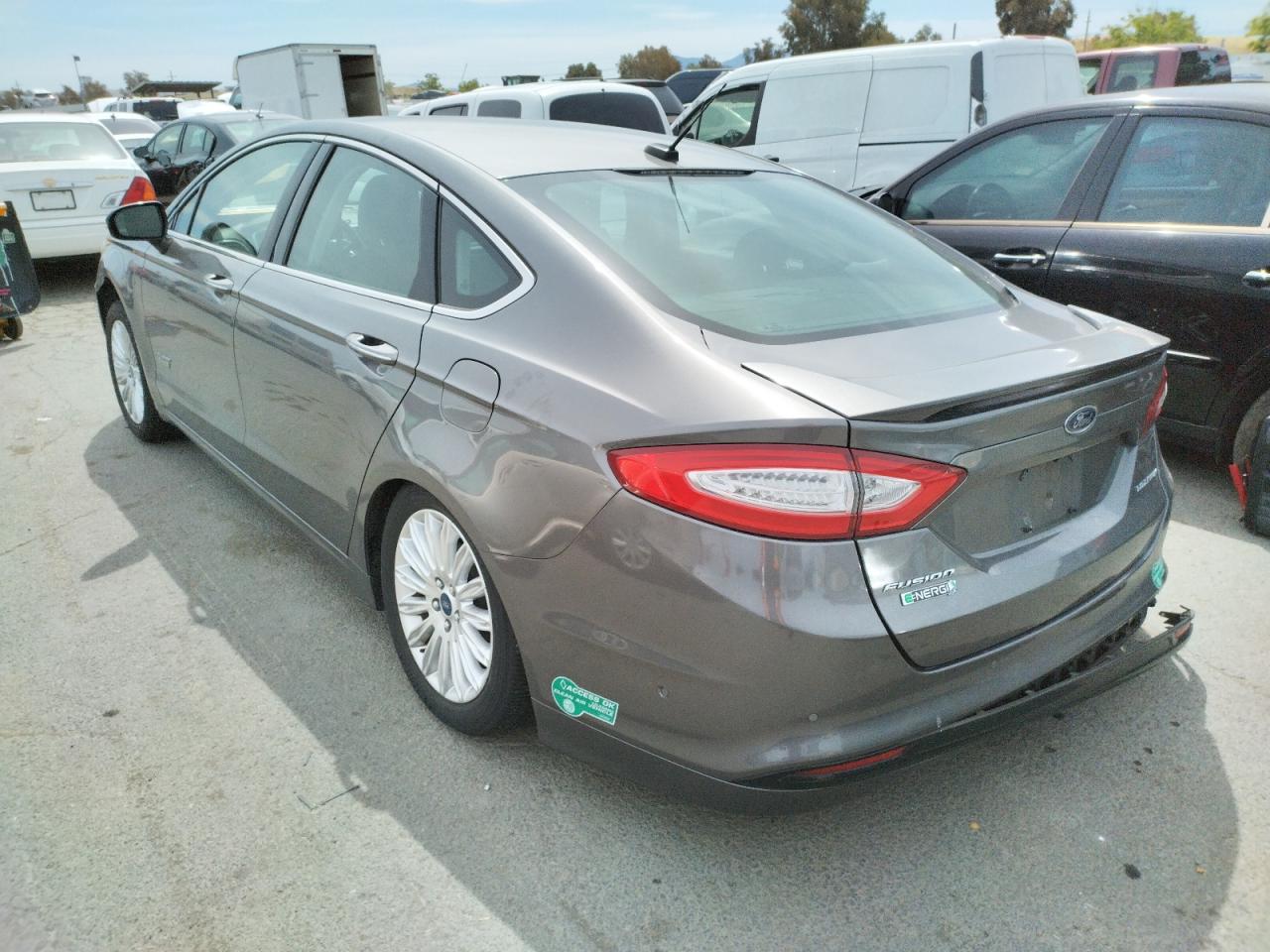 Photo 3 from auction – 2014 FORD FUSION TIT with VIN 3FA6P0SU4ER129751