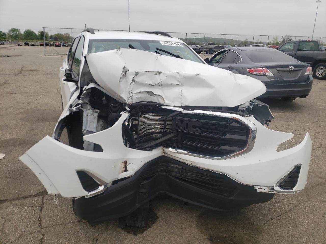 Photo 9 from auction – 2019 GMC TERRAIN SL with VIN 3GKALTEV7KL317799
