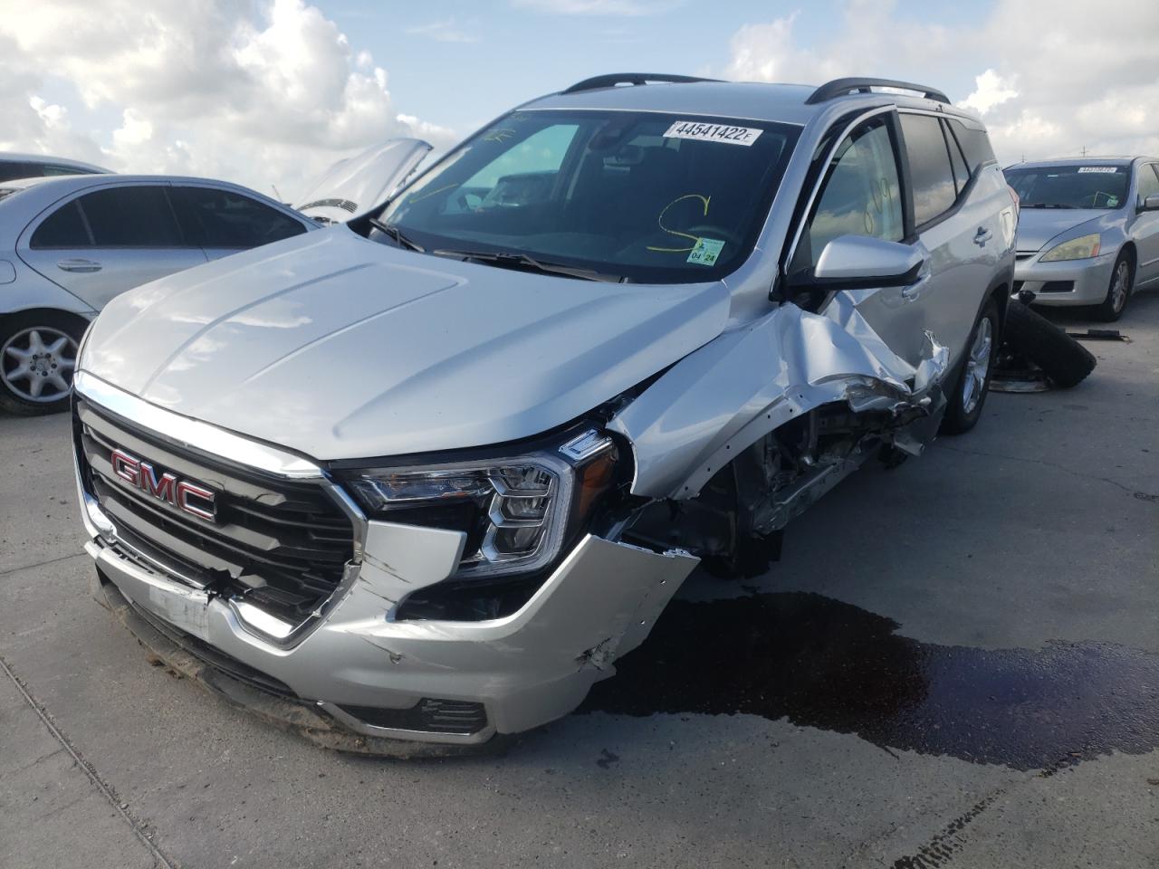 Photo 2 from auction – 2022 GMC TERRAIN SL with VIN 3GKALMEV2NL187960