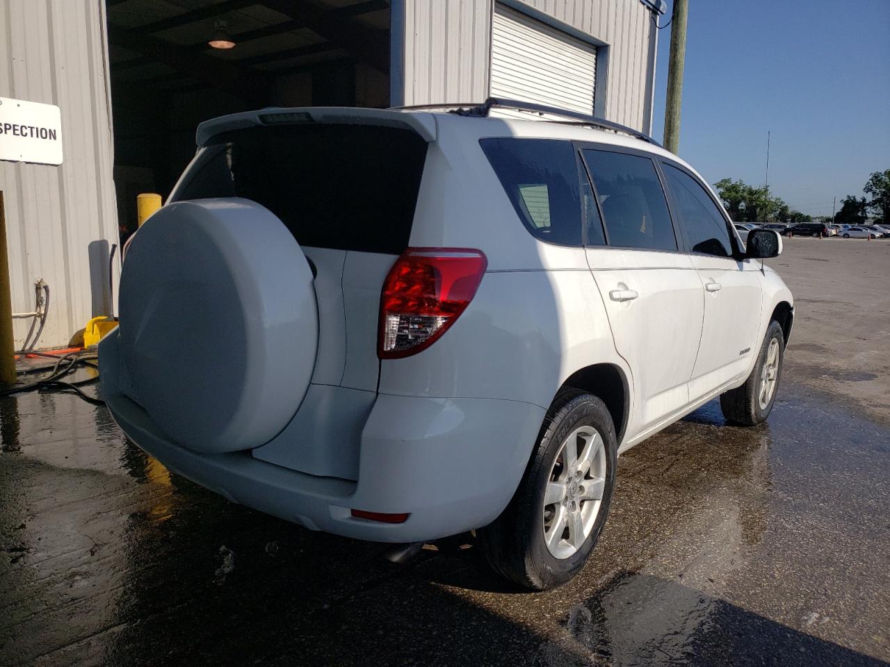 Photo 4 from auction – 2007 TOYOTA RAV4 LIMIT with VIN JTMZD31V375073061