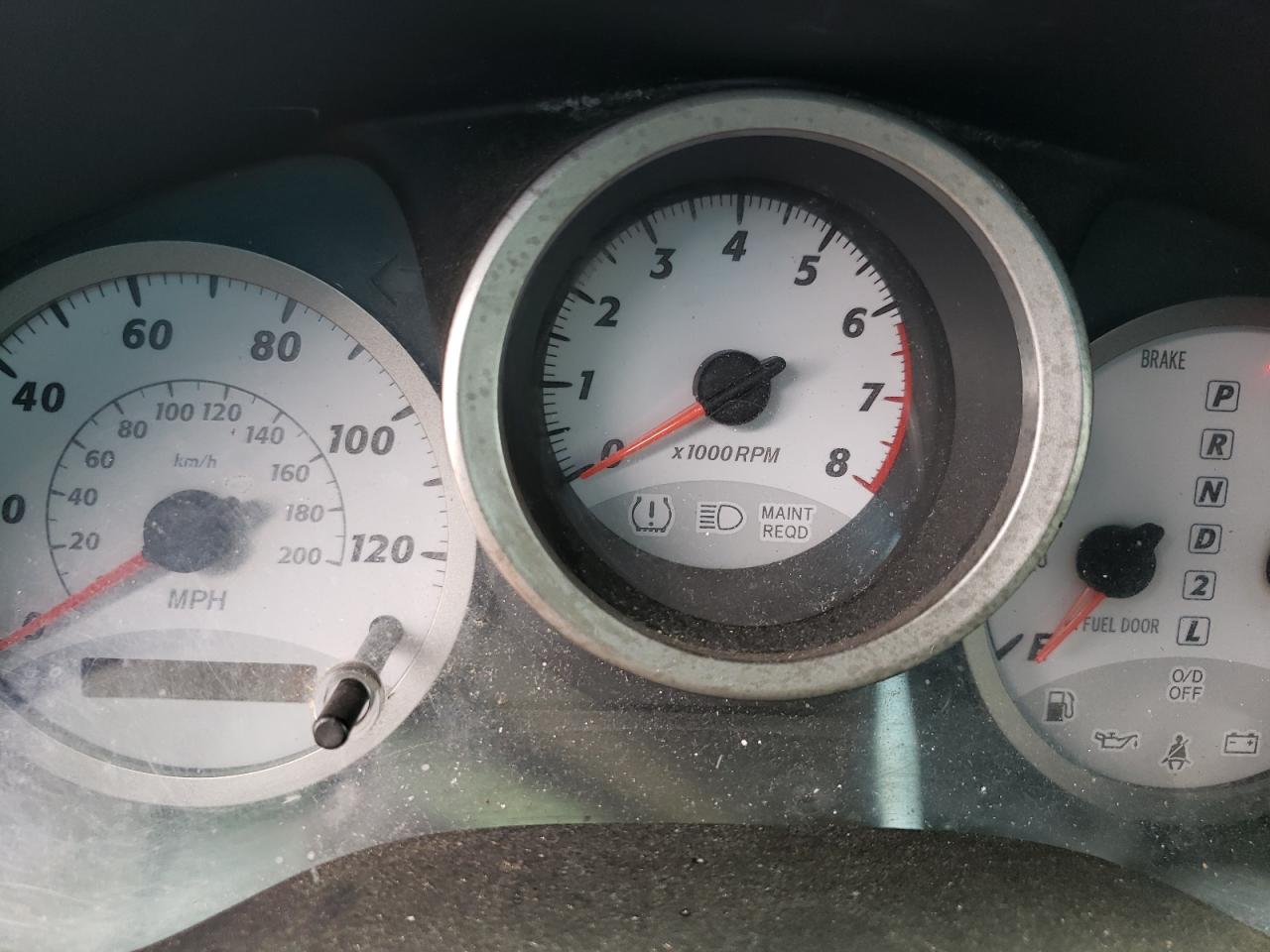 Photo 8 from auction – 2004 TOYOTA RAV4 with VIN JTEGD20V540017596