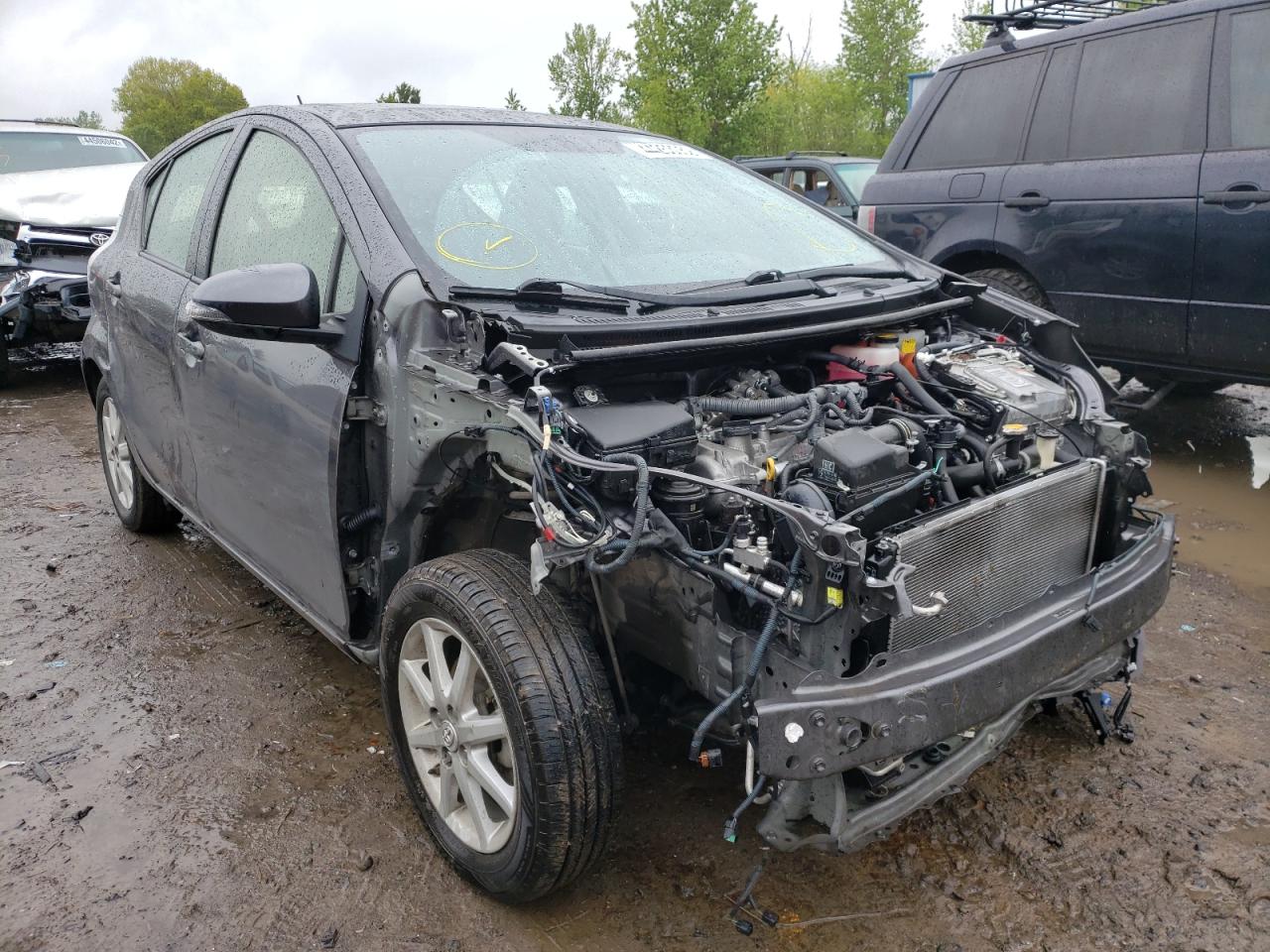 Photo 1 from auction – 2014 TOYOTA PRIUS C with VIN JTDKDTB34E1084203