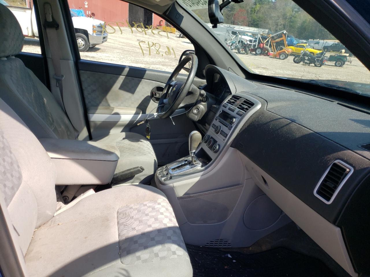 Photo 5 from auction – 2009 CHEVROLET EQUINOX LS with VIN 2CNDL23F796218196