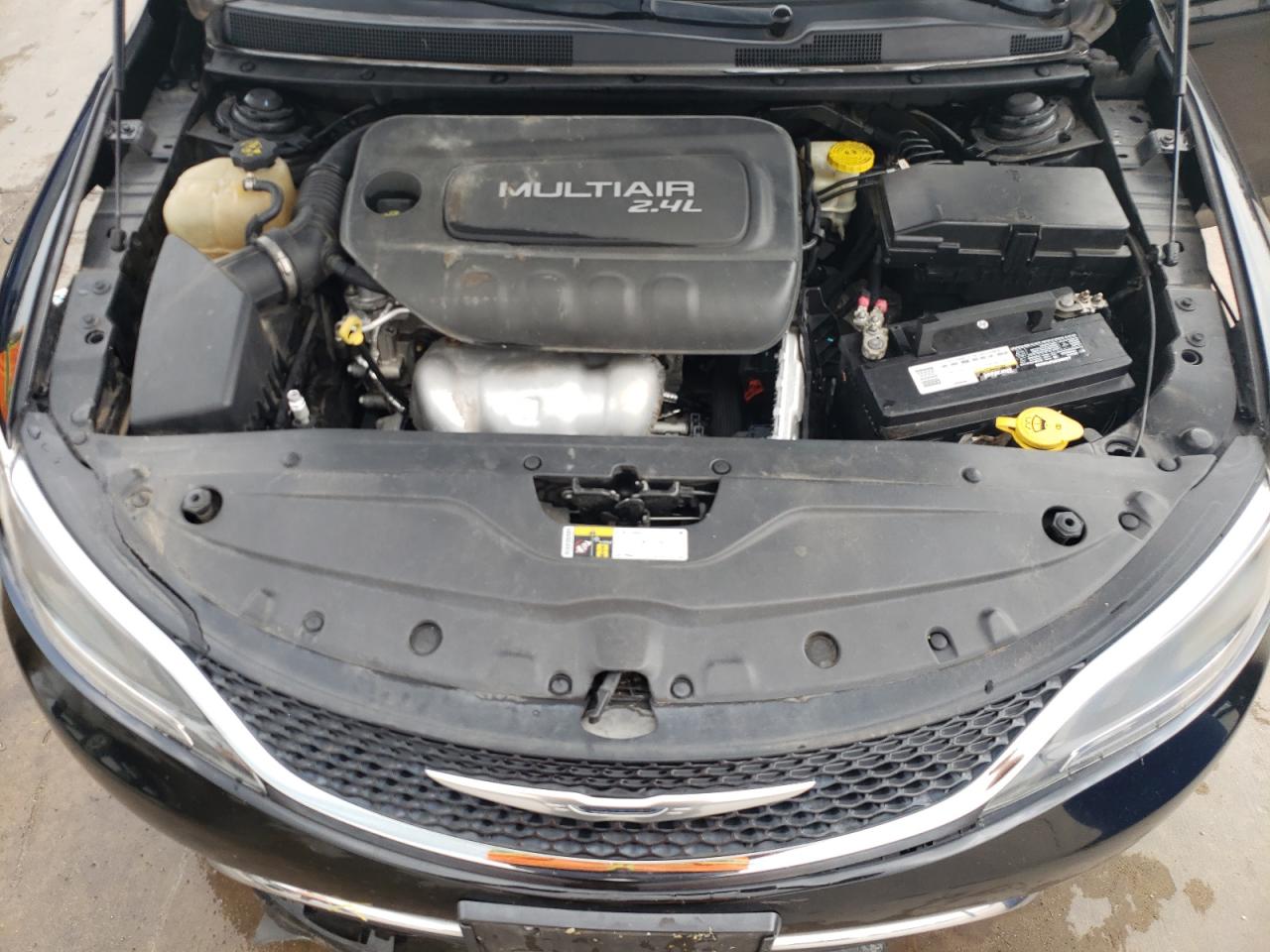 Photo 7 from auction – 2015 CHRYSLER 200 LIMITE with VIN 1C3CCCAB4FN547925