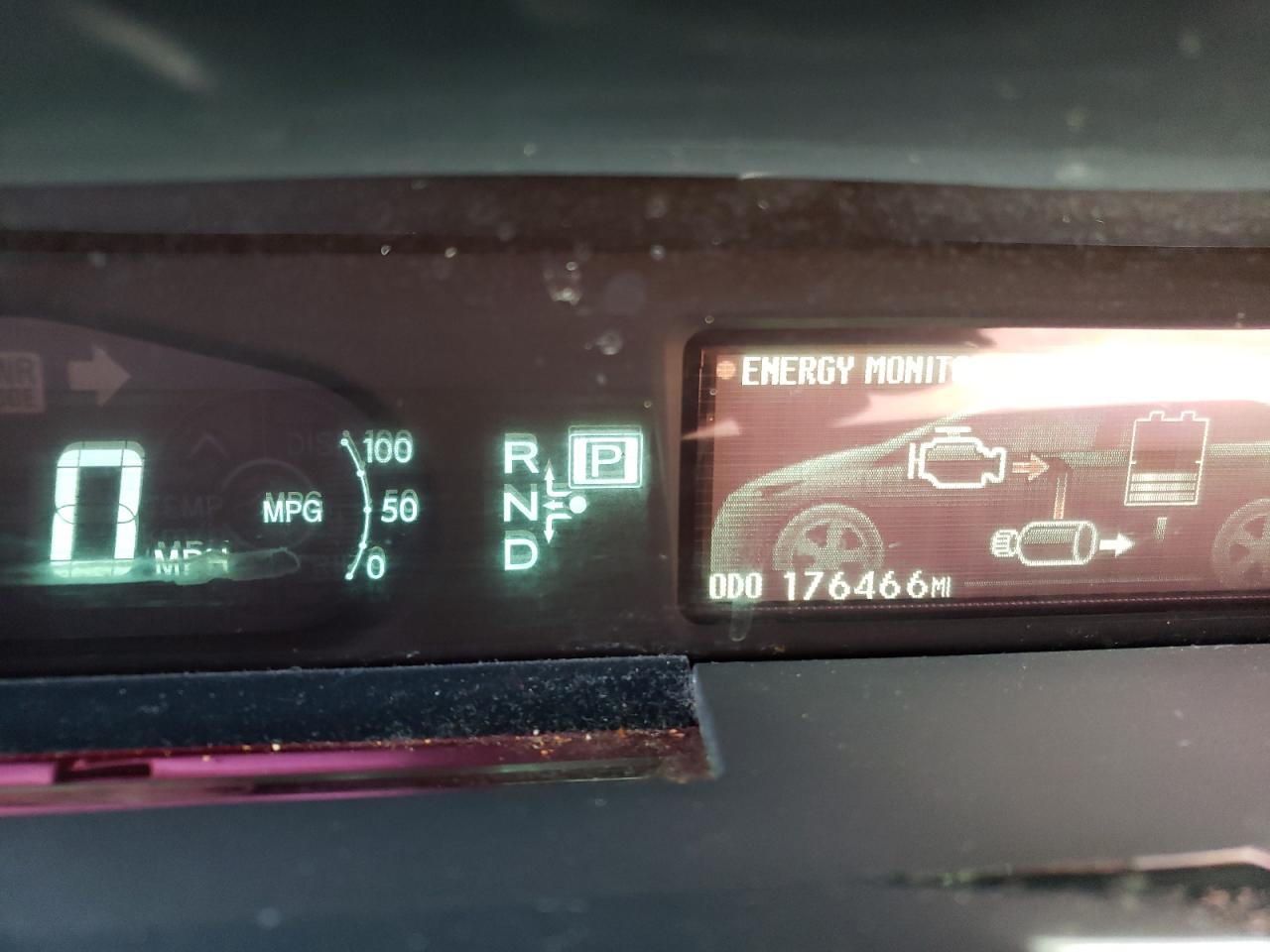 Photo 8 from auction – 2014 TOYOTA PRIUS with VIN JTDKN3DU9E0385915