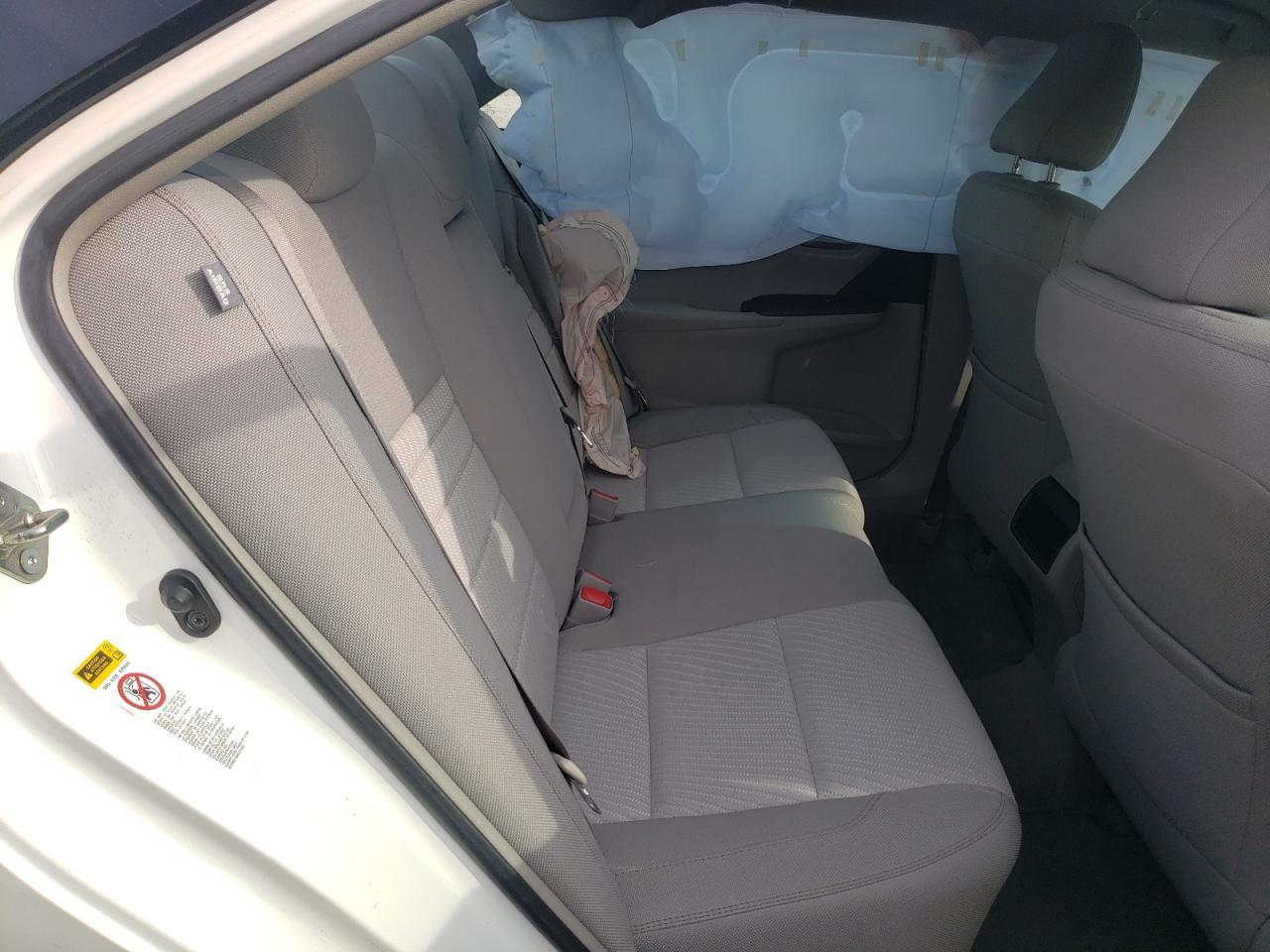 Photo 6 from auction – 2017 TOYOTA CAMRY LE with VIN 4T1BF1FK8HU273158