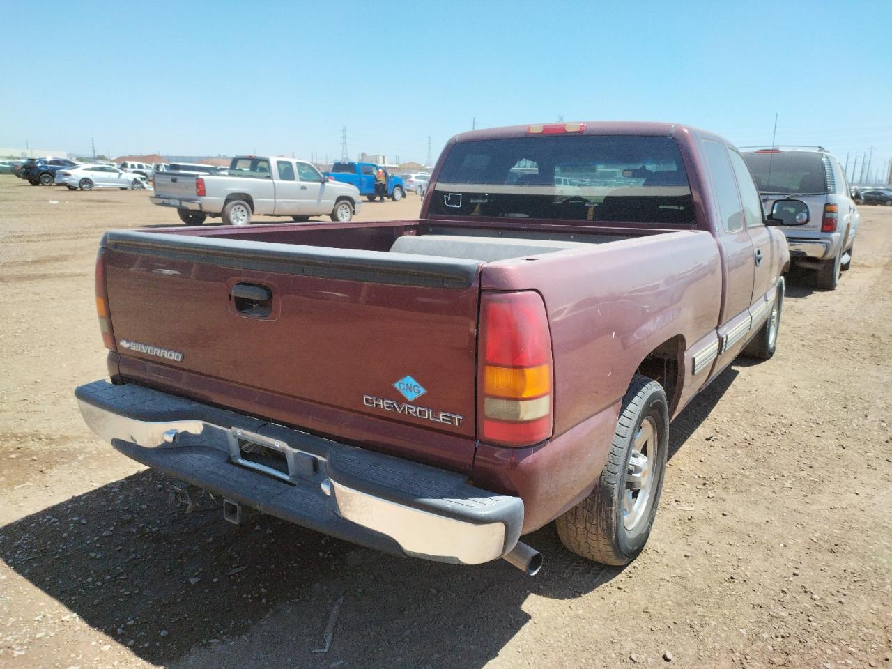 Photo 4 from auction – 2000 CHEVROLET SILVERADO with VIN 2GCEC19V5Y1395875