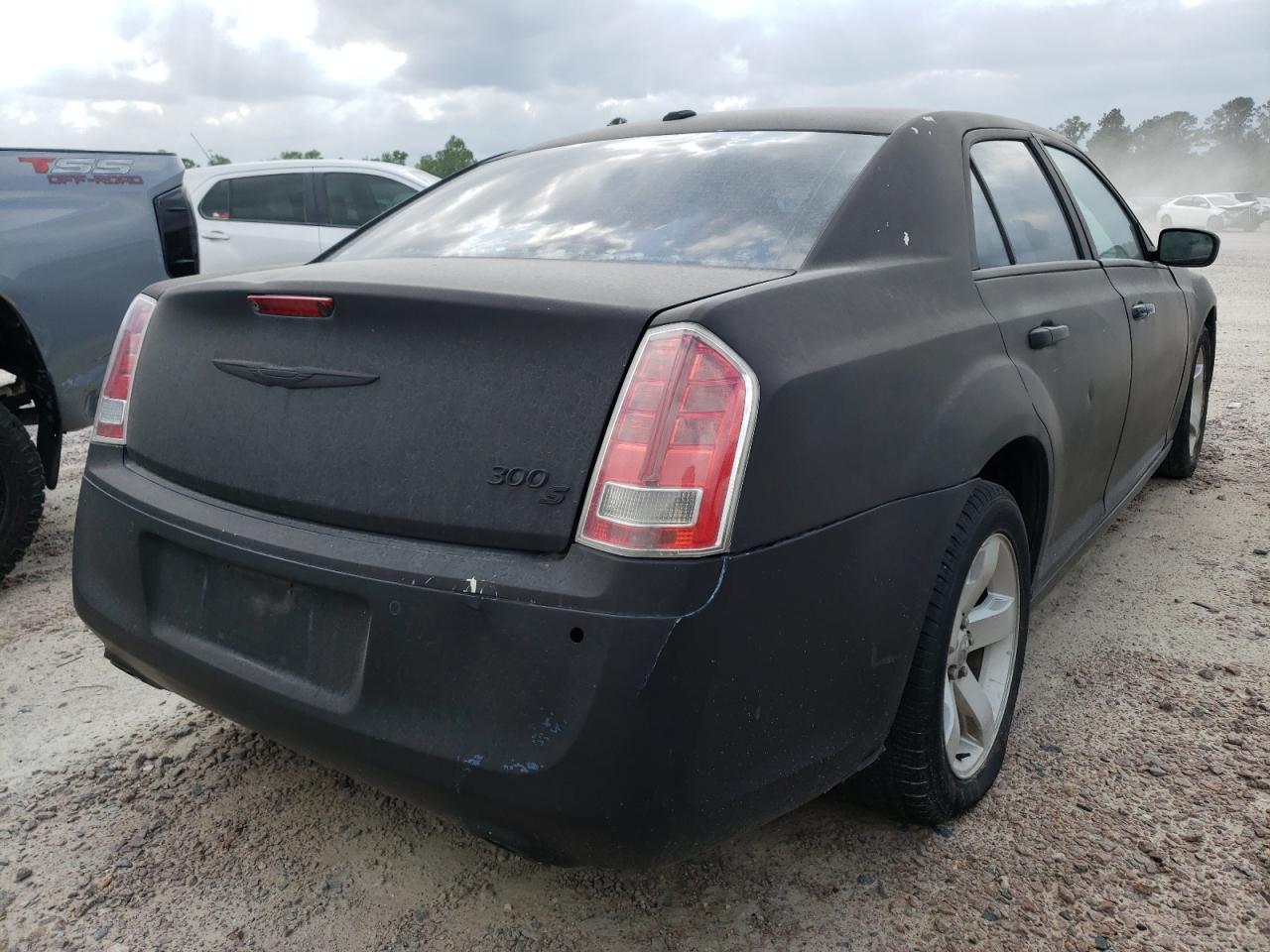 Photo 4 from auction – 2014 CHRYSLER 300 S with VIN 2C3CCABG4EH352154
