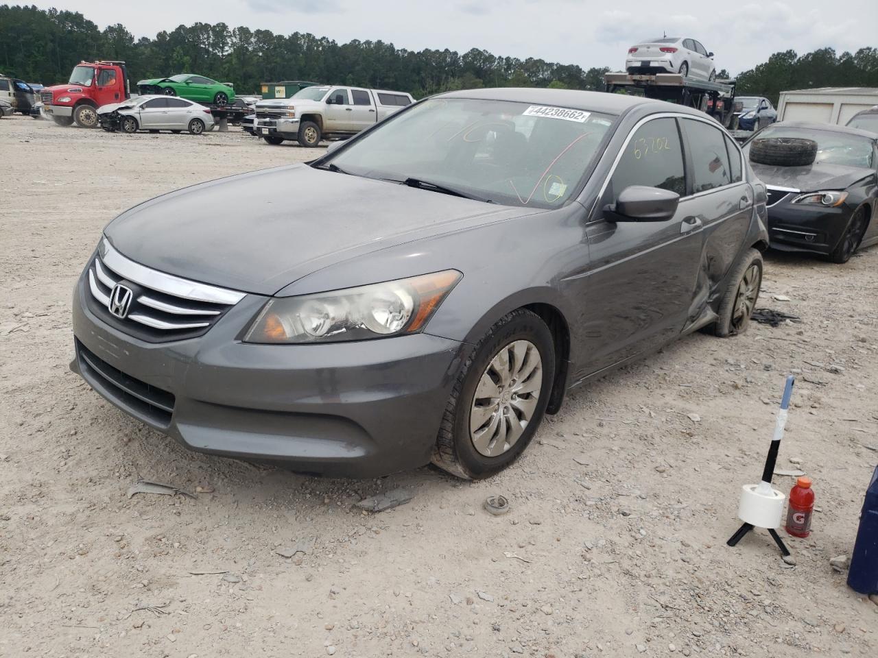 Photo 2 from auction – 2011 HONDA ACCORD LX with VIN 1HGCP2F33BA110335