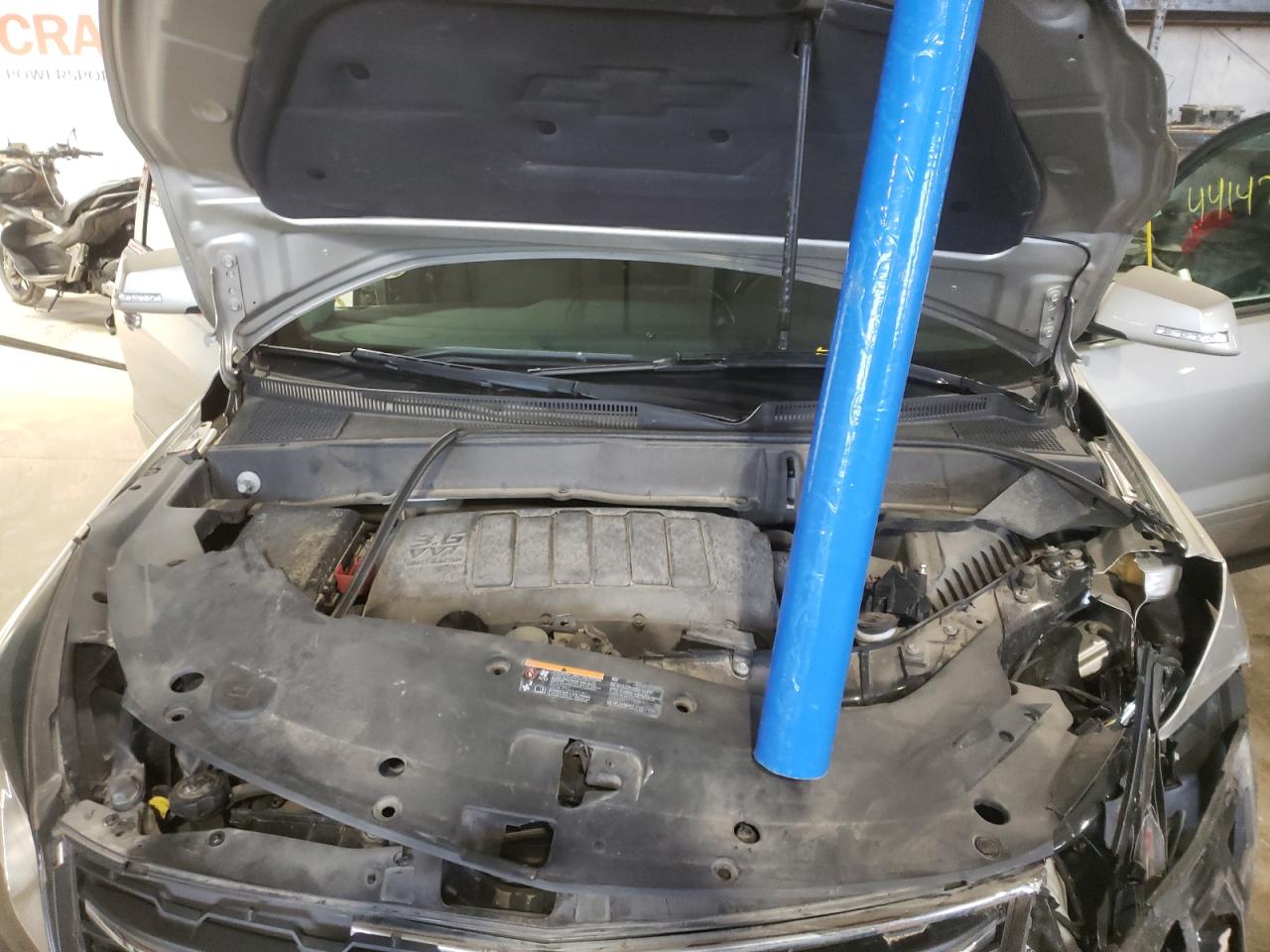 Photo 7 from auction – 2015 CHEVROLET TRAVERSE L with VIN 1GNKRGKD5FJ185860