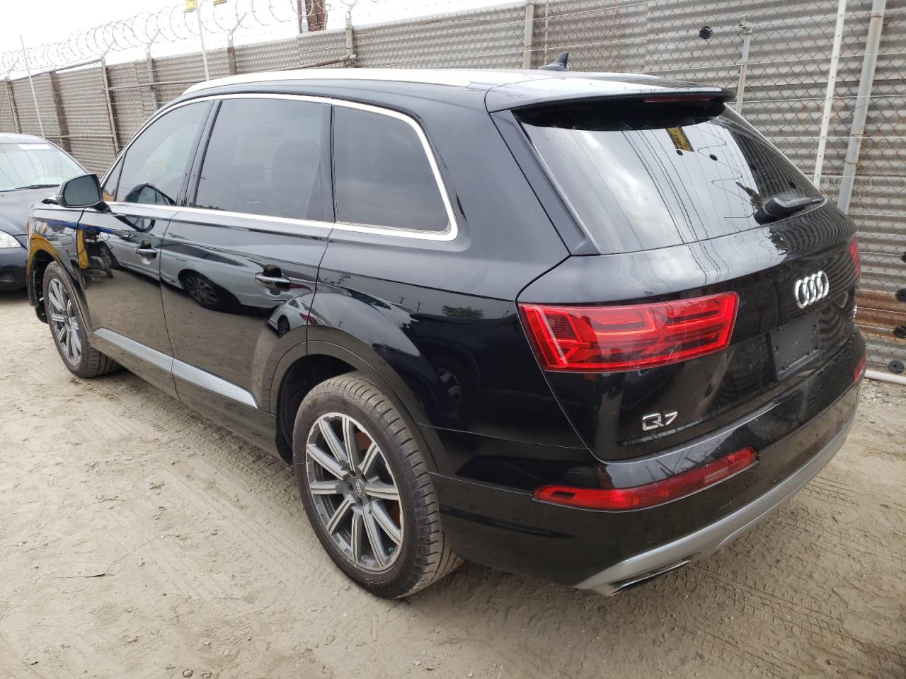 Photo 3 from auction – 2018 AUDI Q7 PREMIUM with VIN WA1LAAF76JD016843