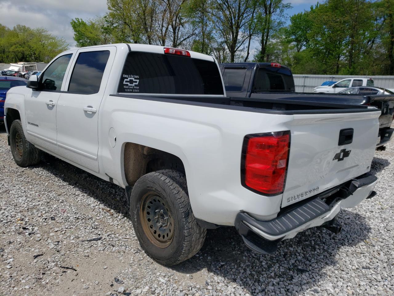 Photo 3 from auction – 2016 CHEVROLET SILVERADO with VIN 3GCUKREC1GG196037