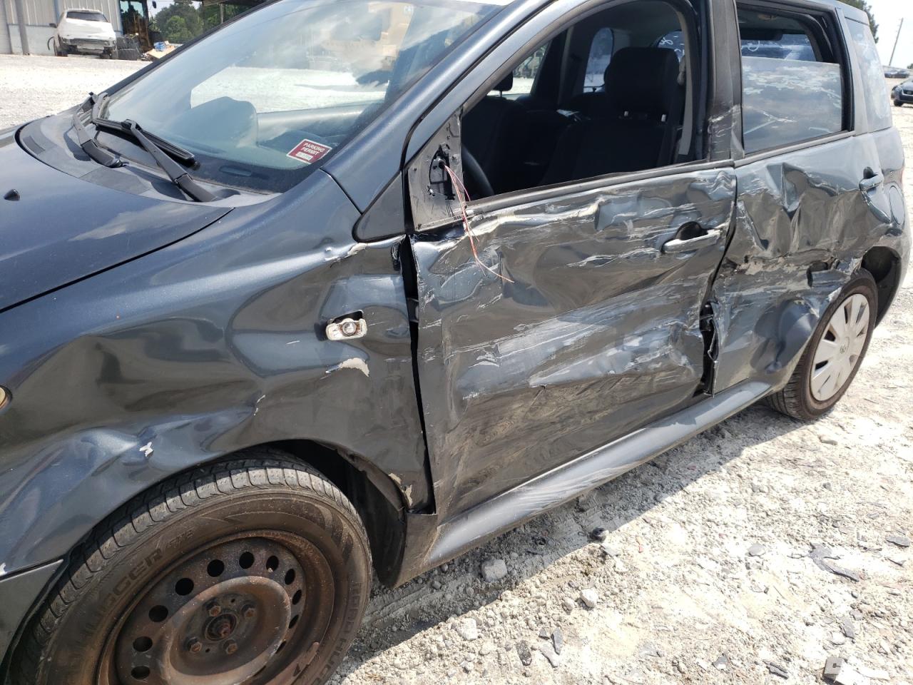 Photo 9 from auction – 2006 TOYOTA SCION XA with VIN JTKKT624960170328